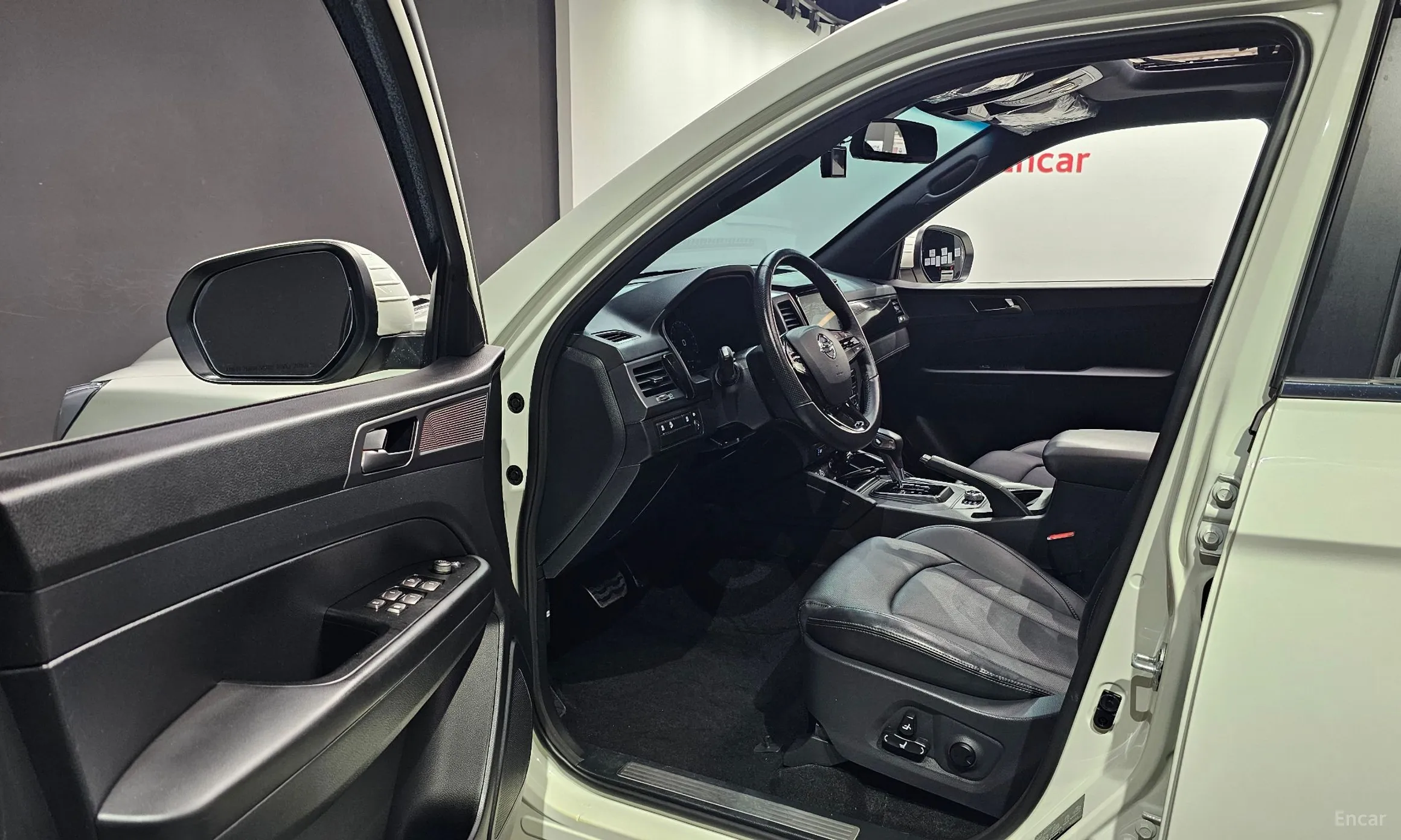 KG Mobility (SsangYong) Rexton Sports превью 10