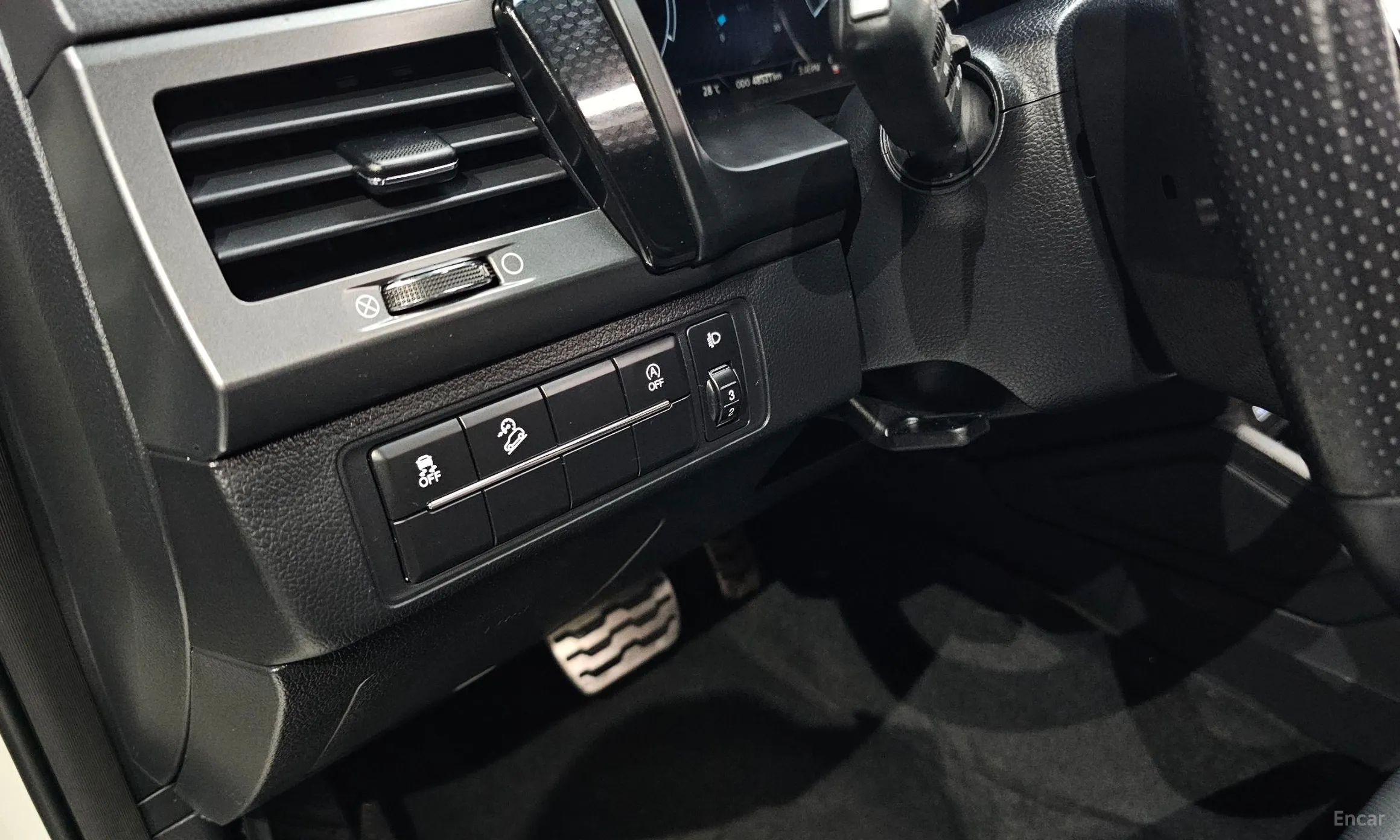 KG Mobility (SsangYong) Rexton Sports превью 19