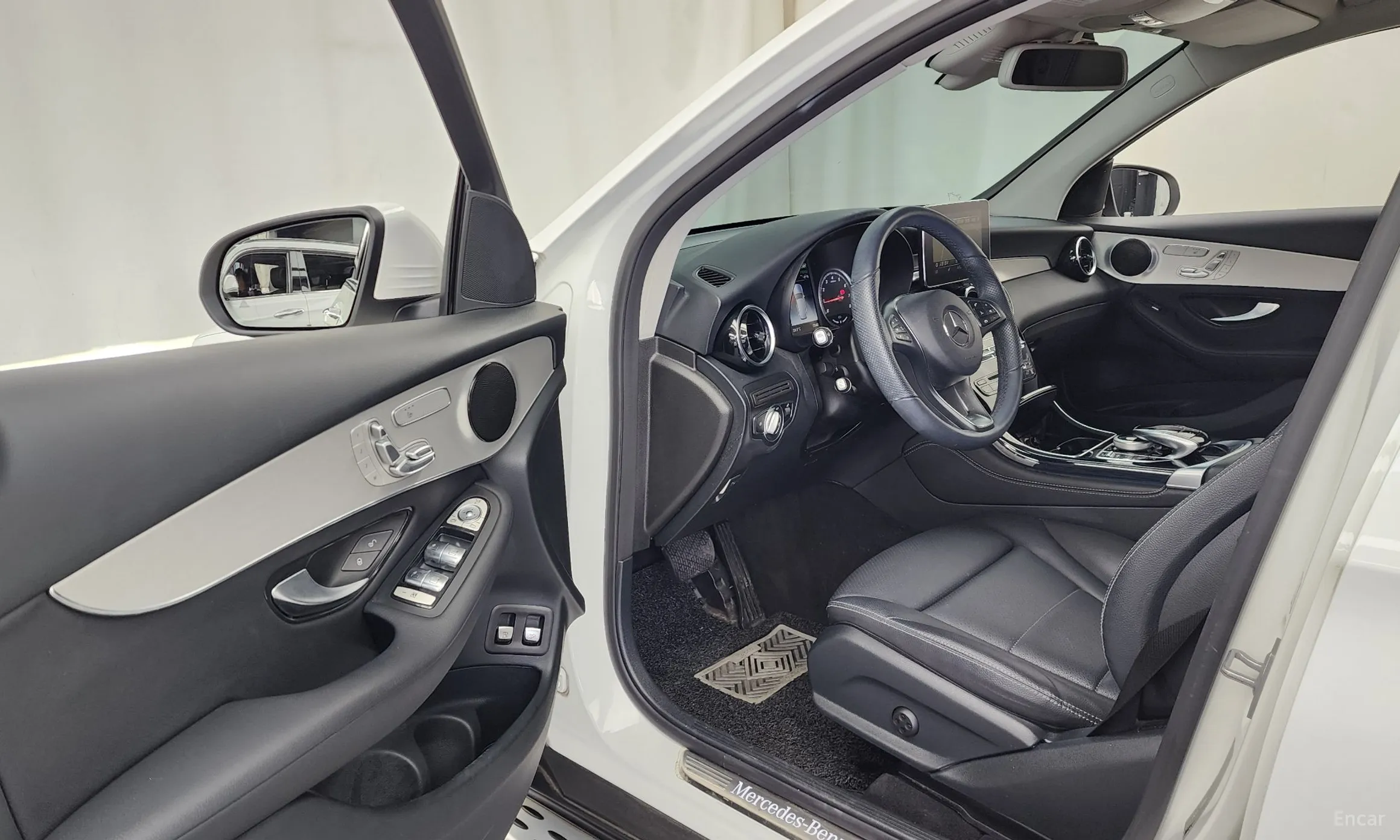 Mercedes Benz GLC-Class X253 превью 10