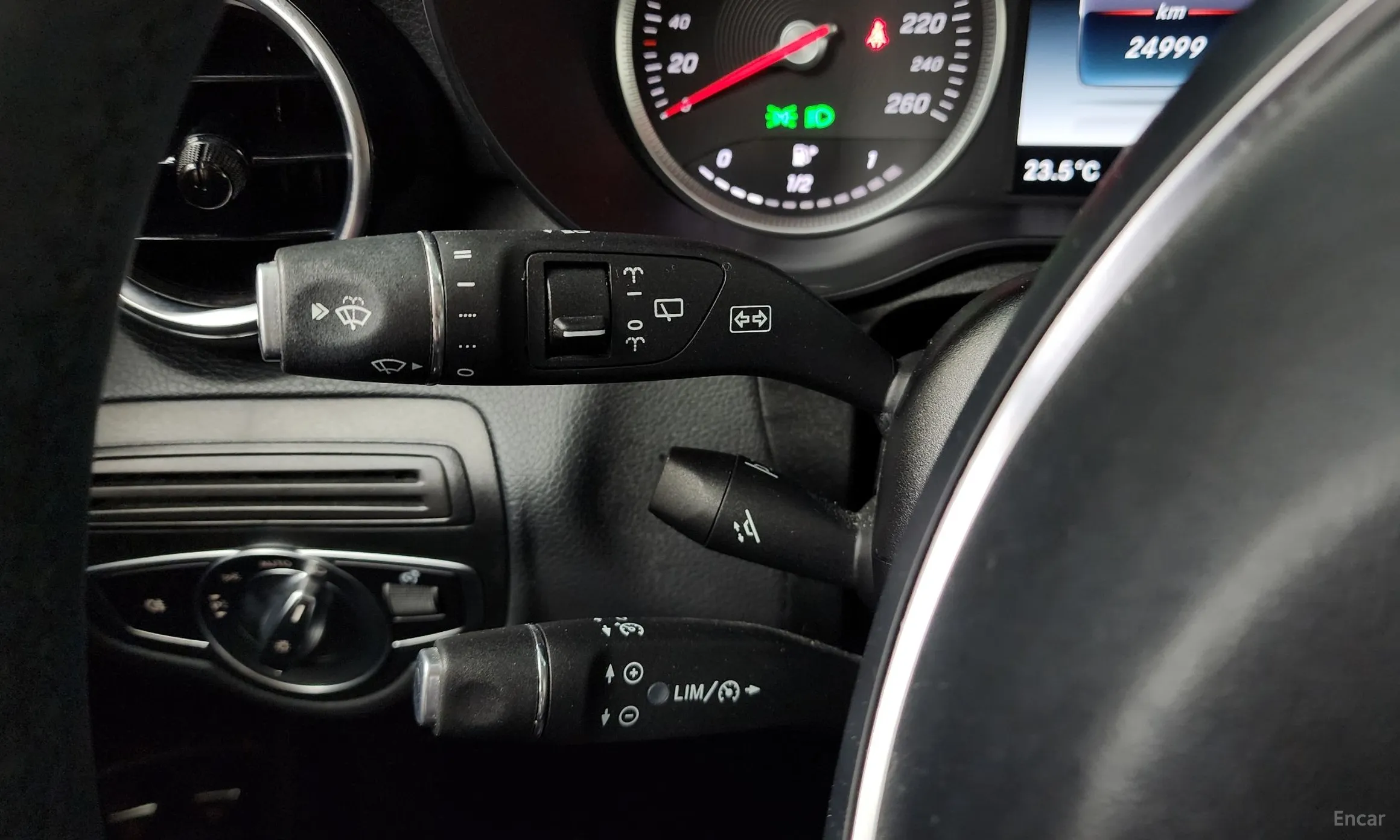 Mercedes Benz GLC-Class X253 превью 18