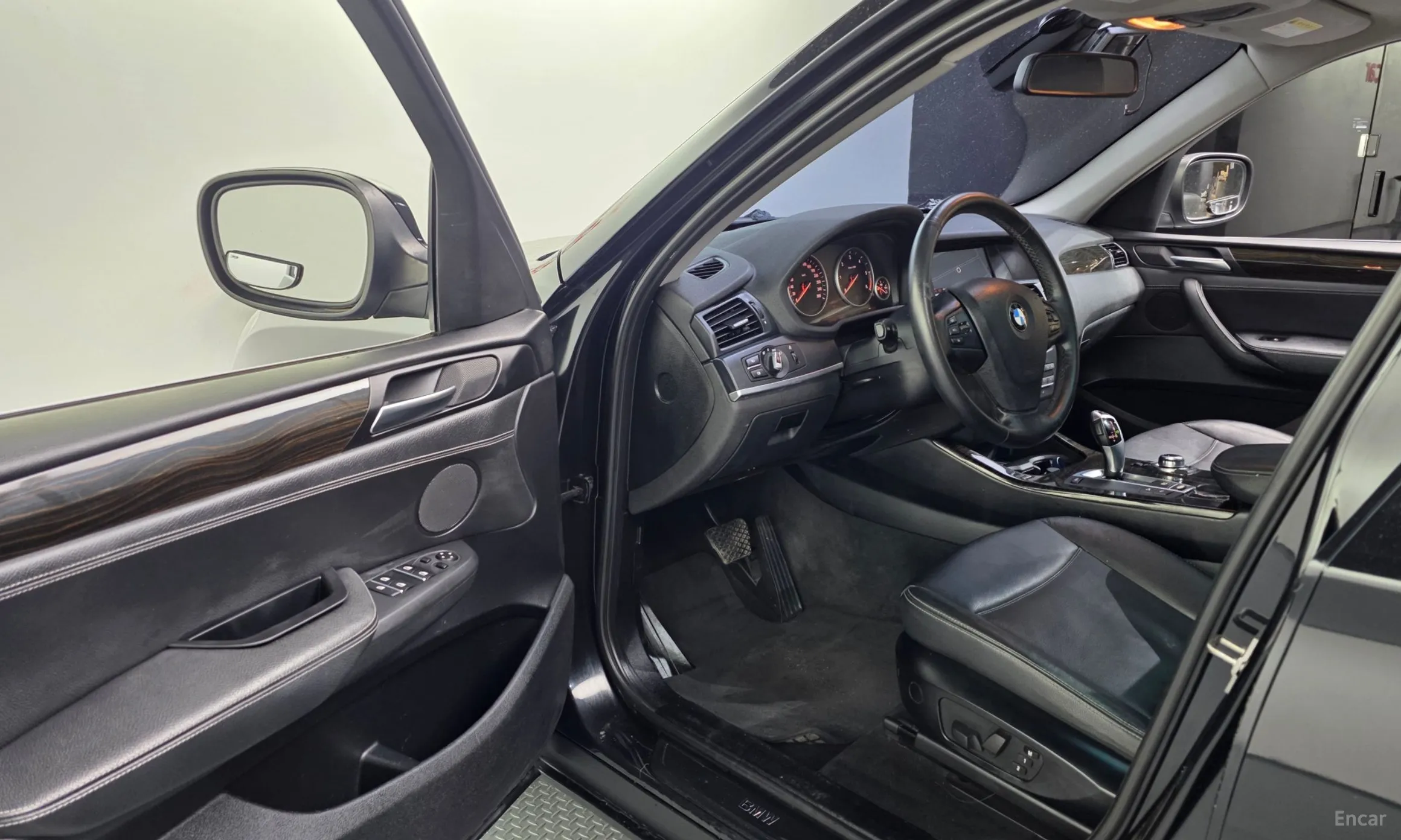 BMW X3 (F25) превью 10
