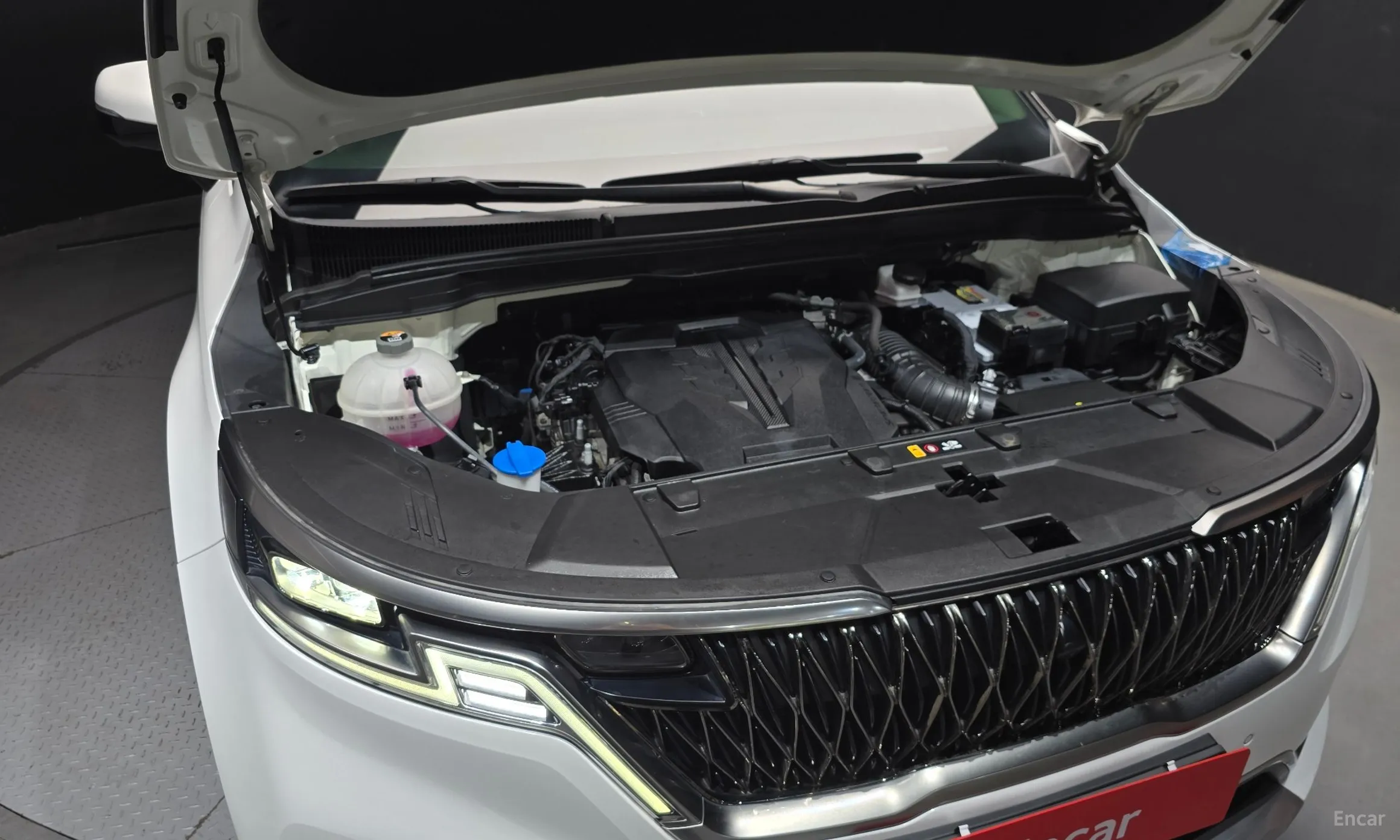 Kia Carnival Gen 4 превью 6