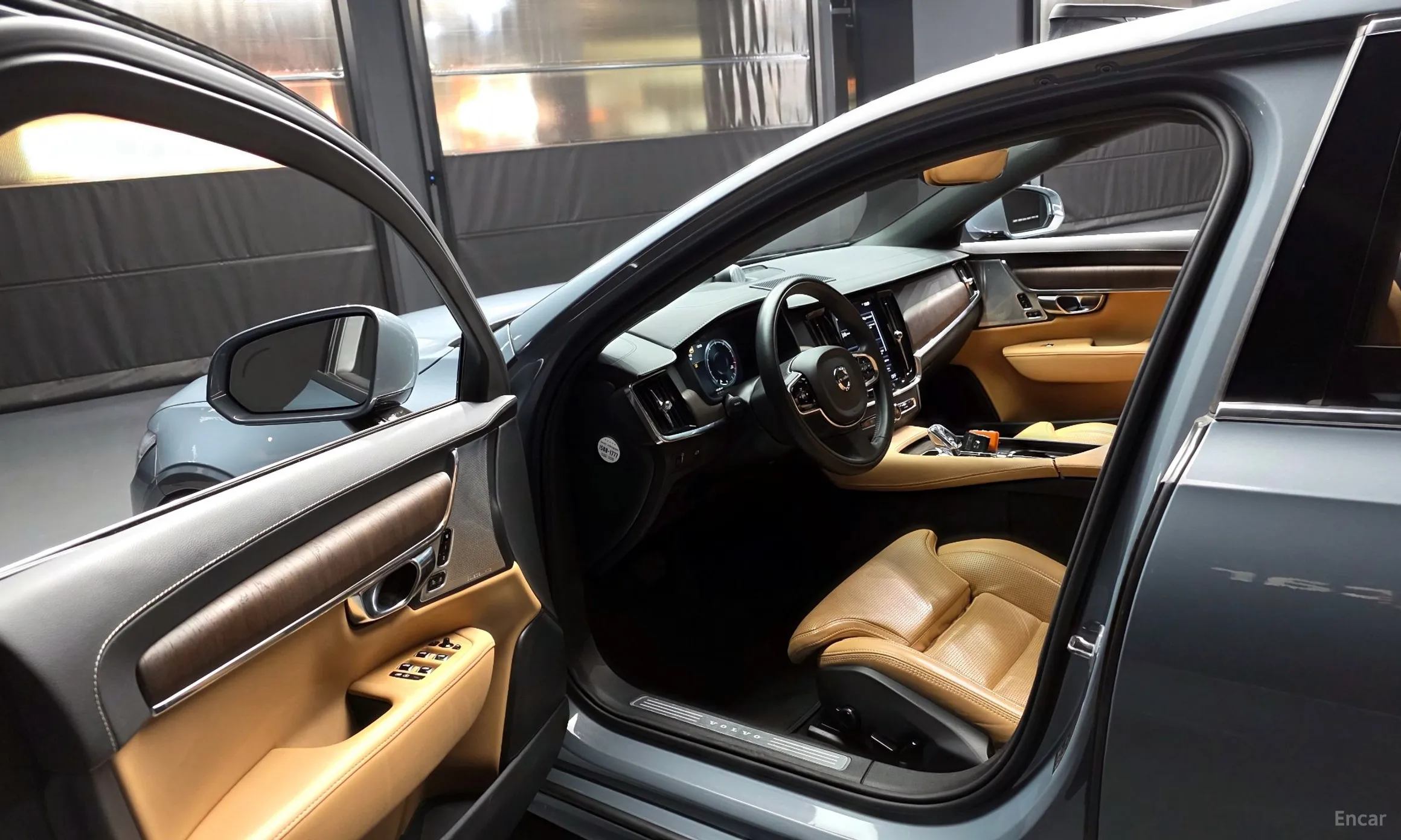 Volvo S90 превью 10