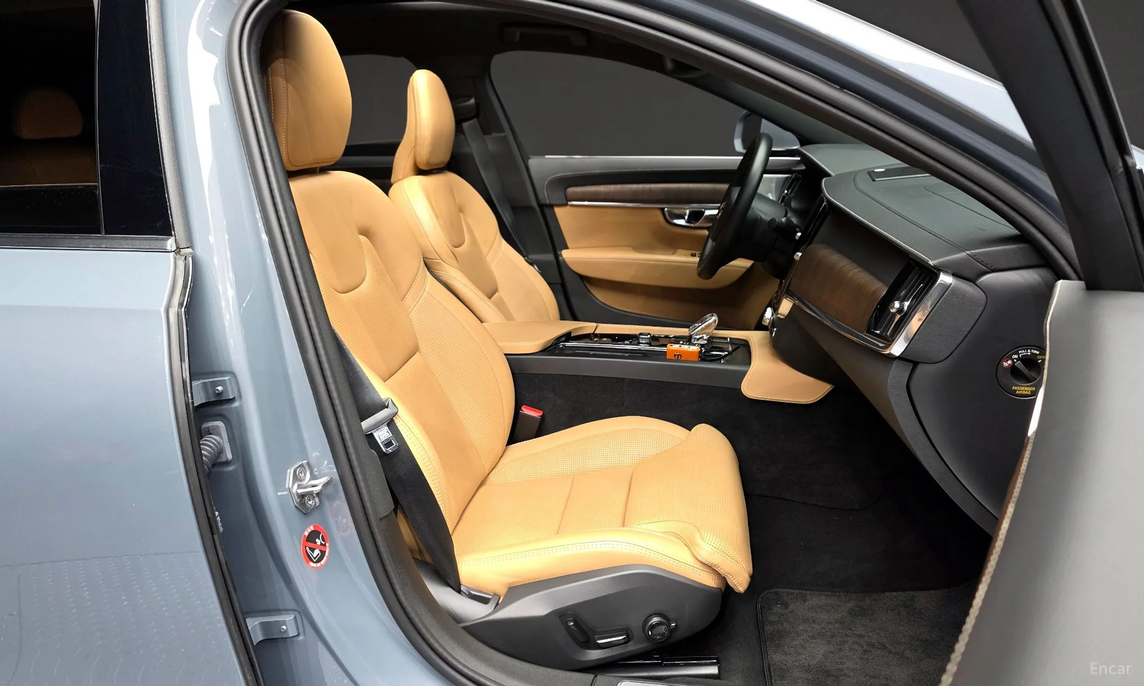 Volvo S90 превью 11