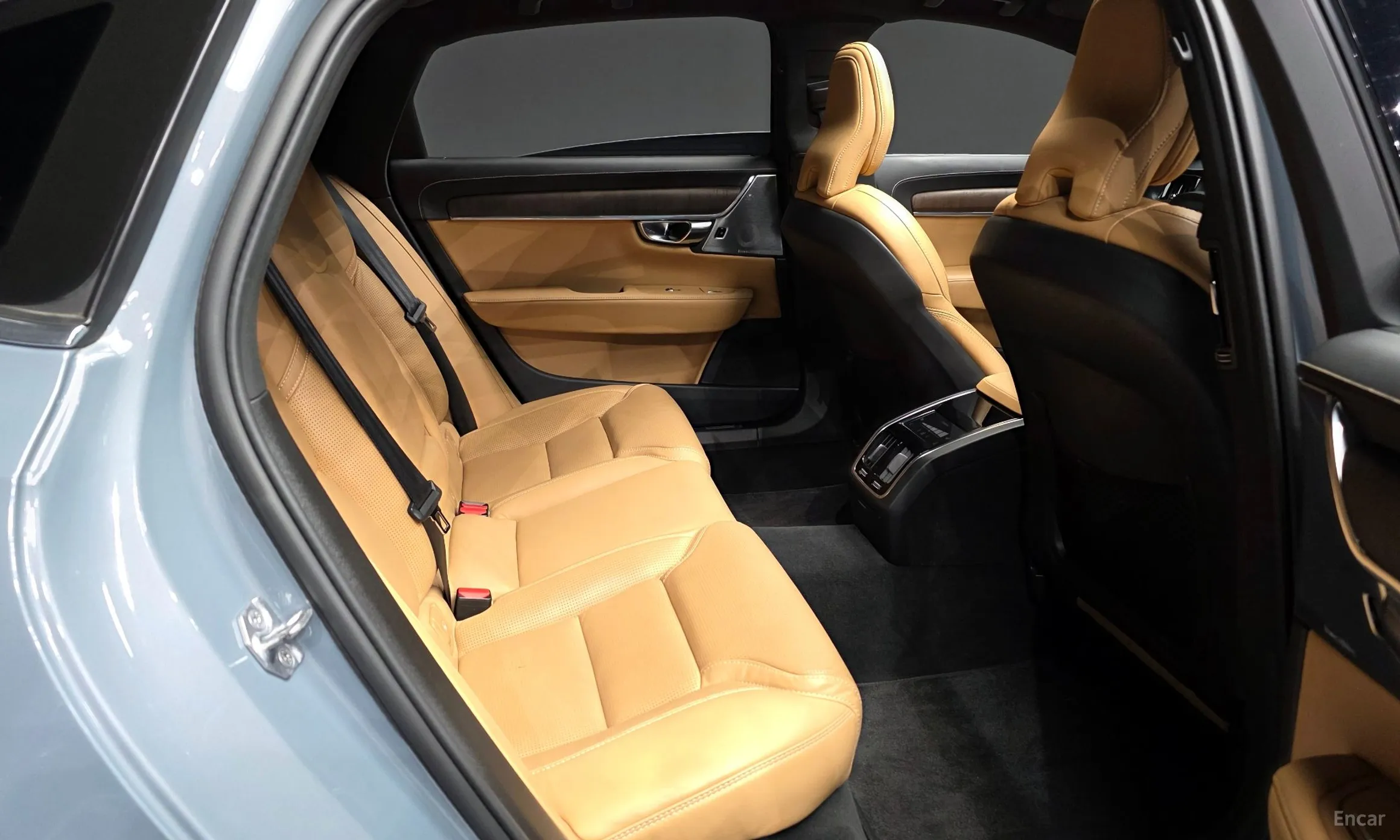 Volvo S90 превью 12