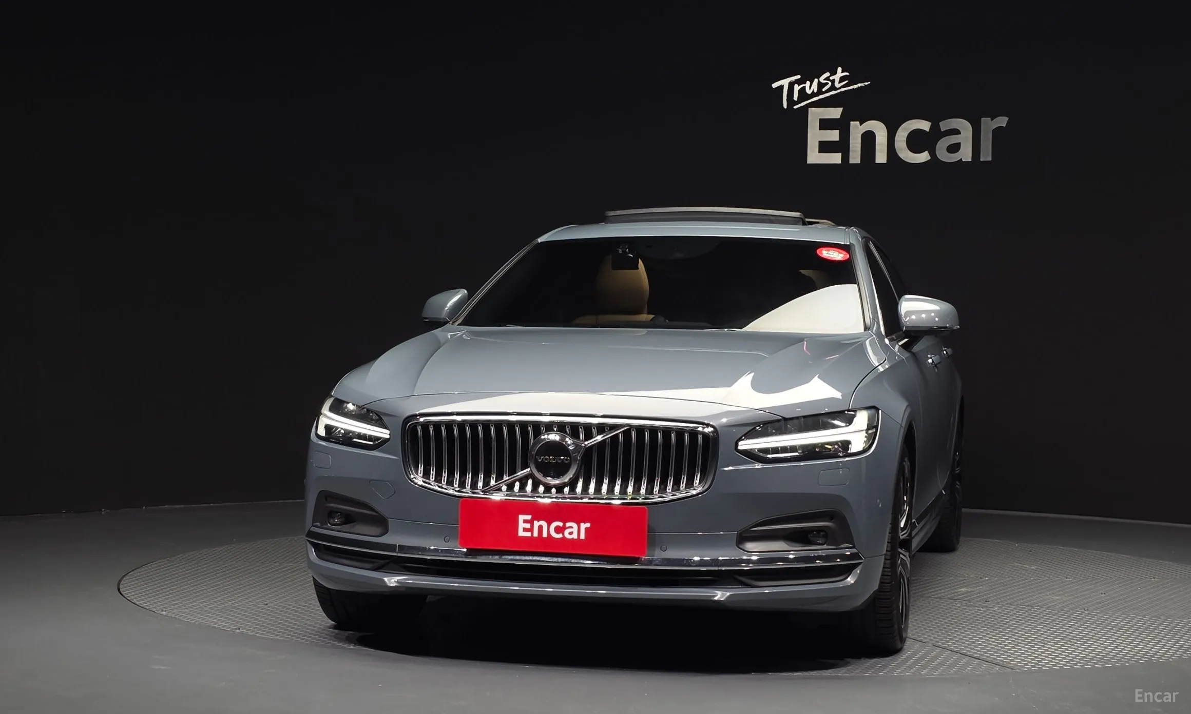 Volvo S90 превью 3