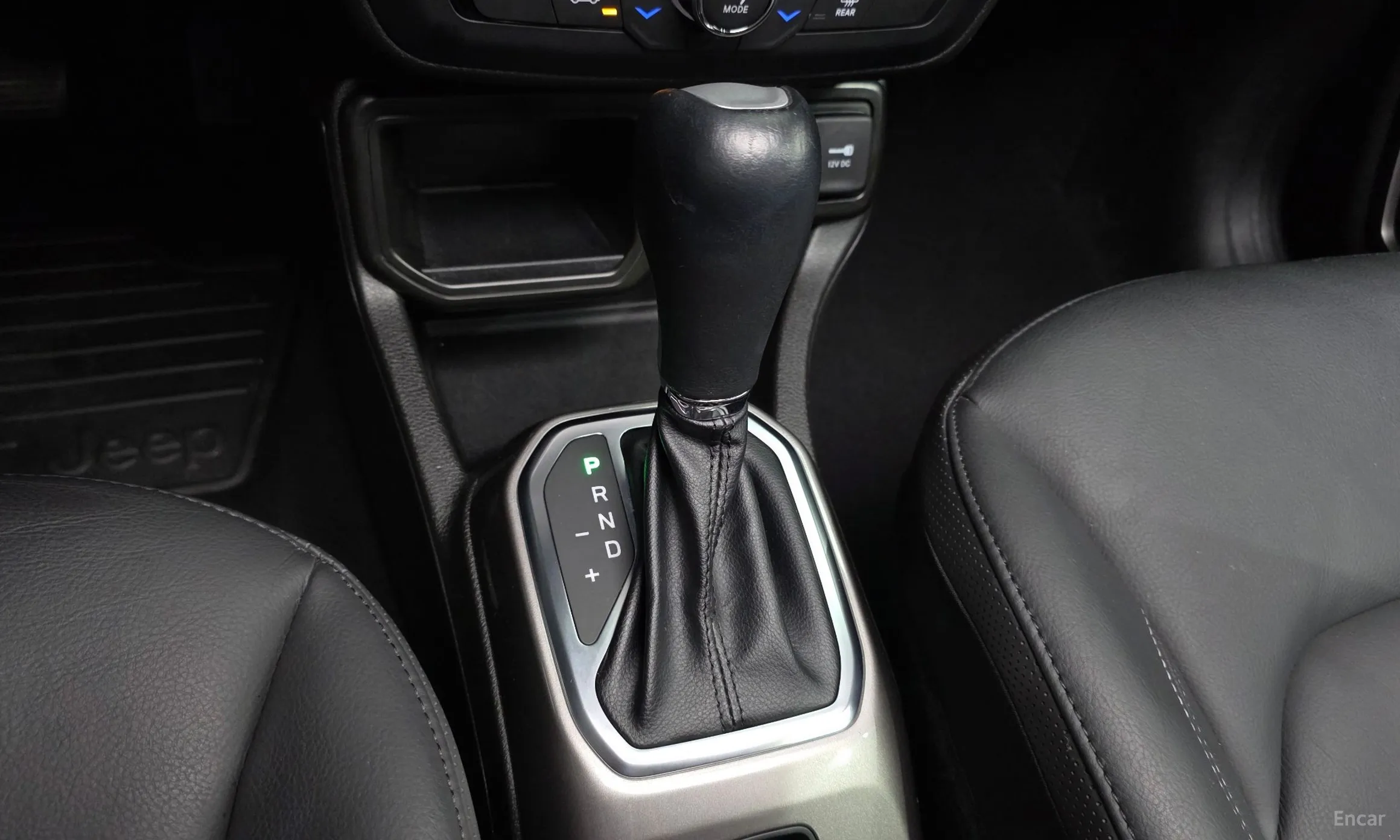 Jeep Renegade превью 9