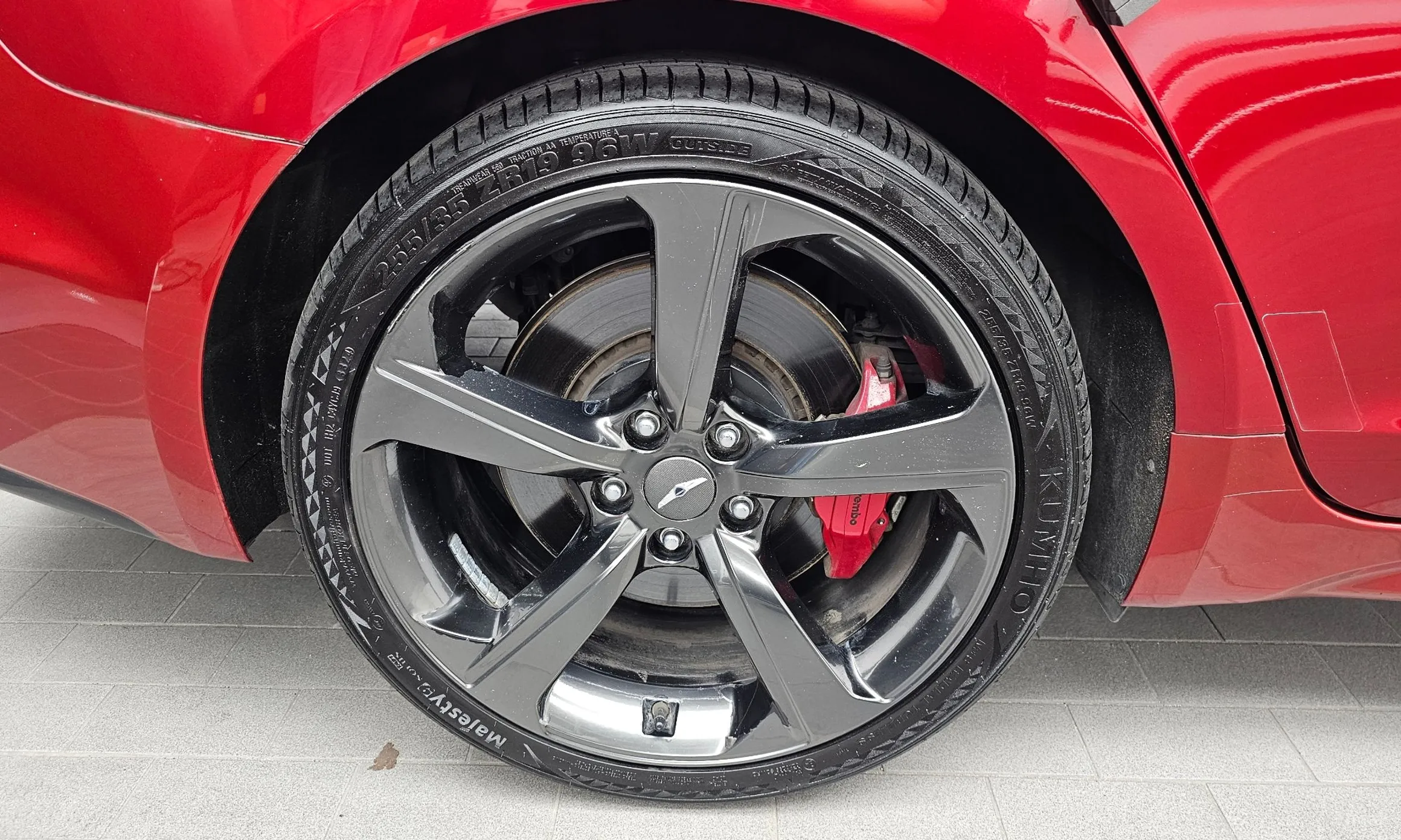 Genesis G70 превью 5