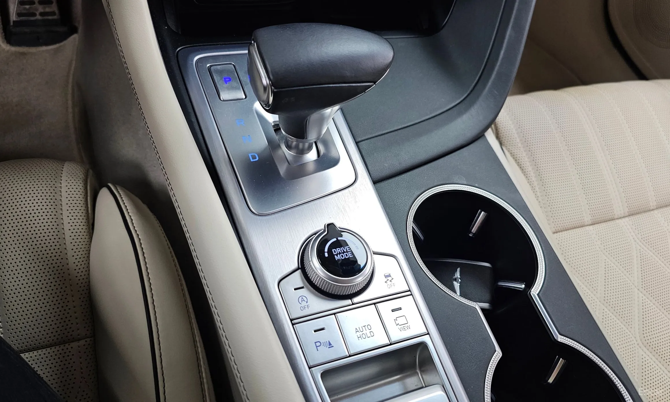 Genesis G70 превью 9