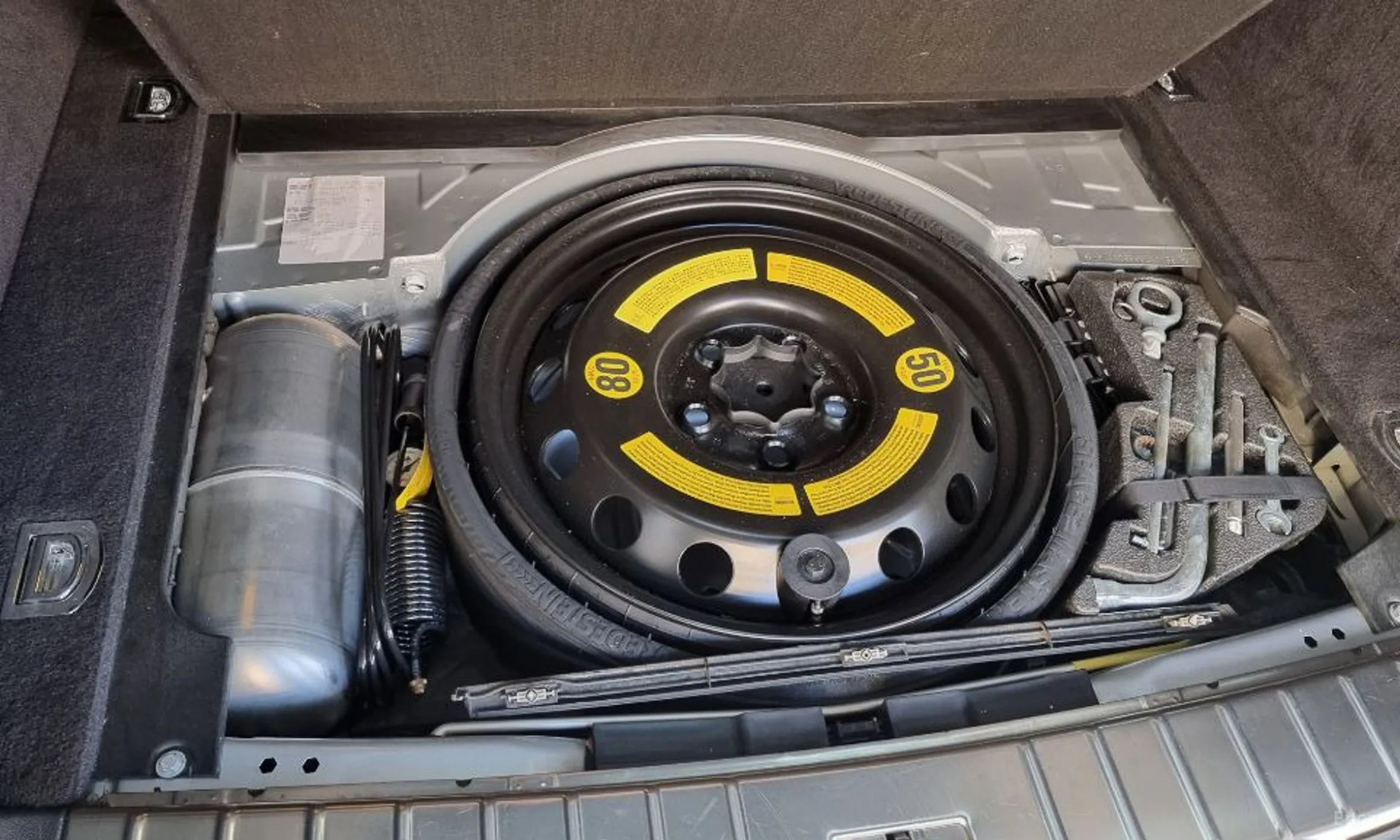 Porsche Cayenne превью 19