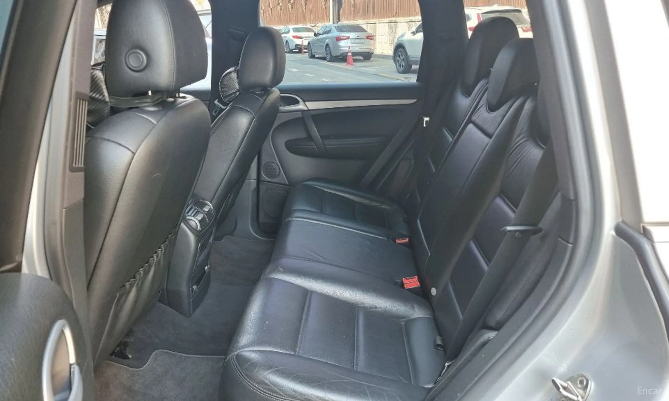Porsche Cayenne превью 8