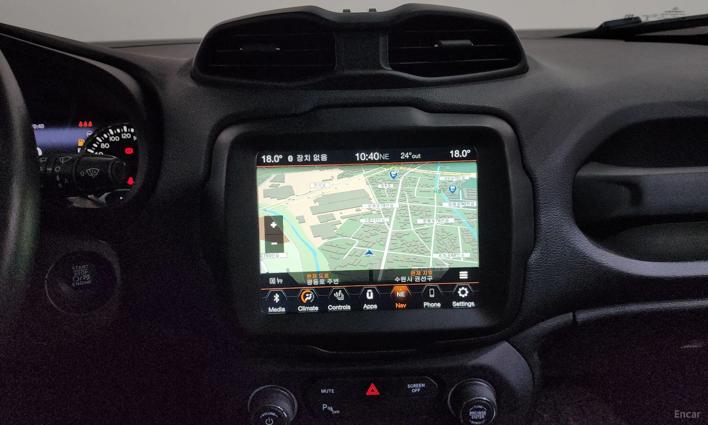 Jeep Renegade превью 13