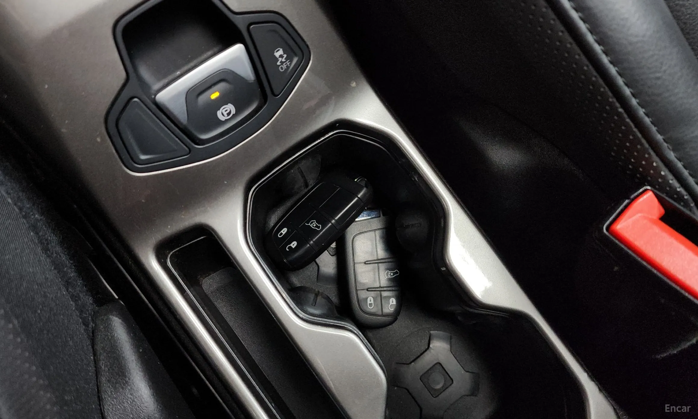 Jeep Renegade превью 19