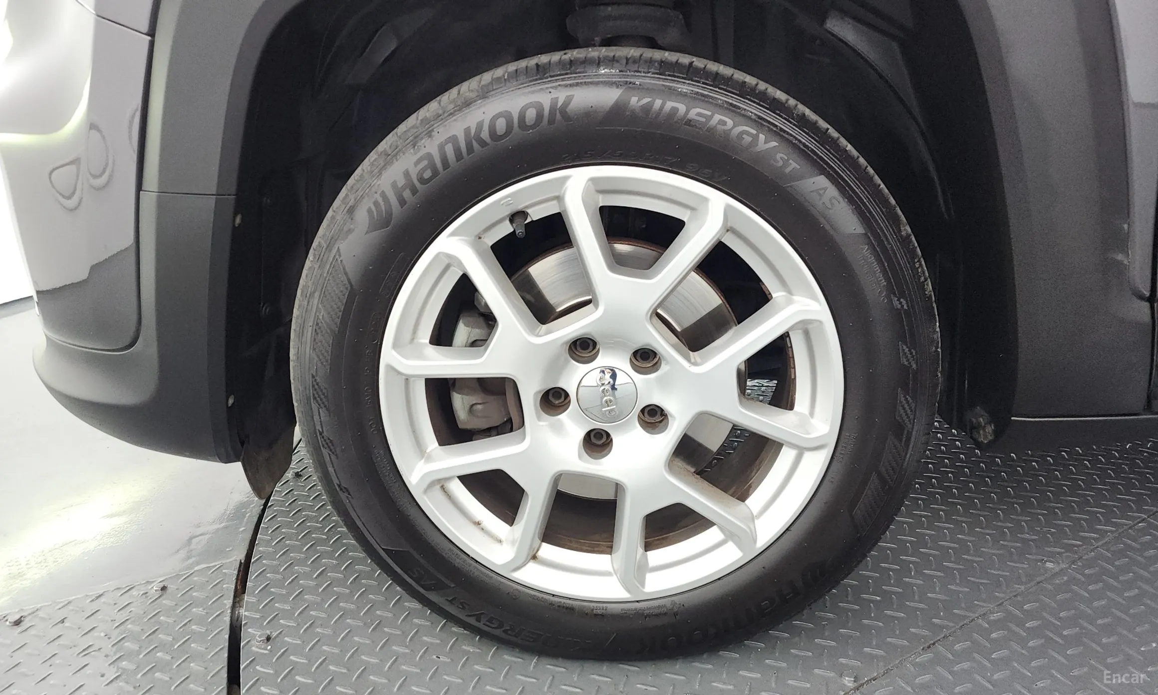 Jeep Renegade превью 5