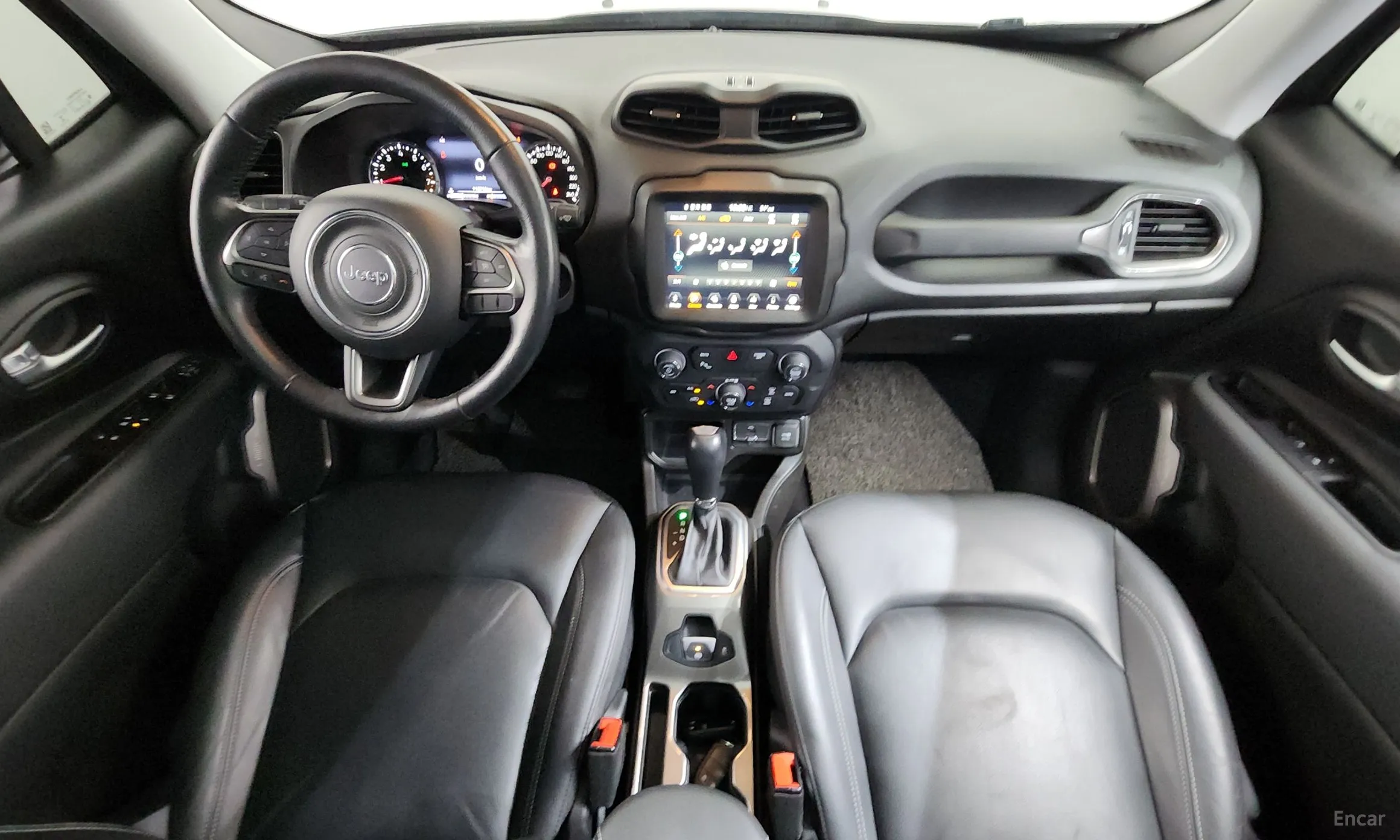 Jeep Renegade превью 7