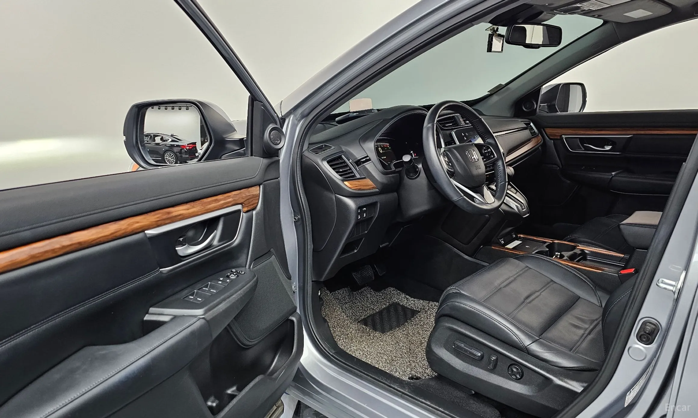 Honda CR-V 5th generation превью 10