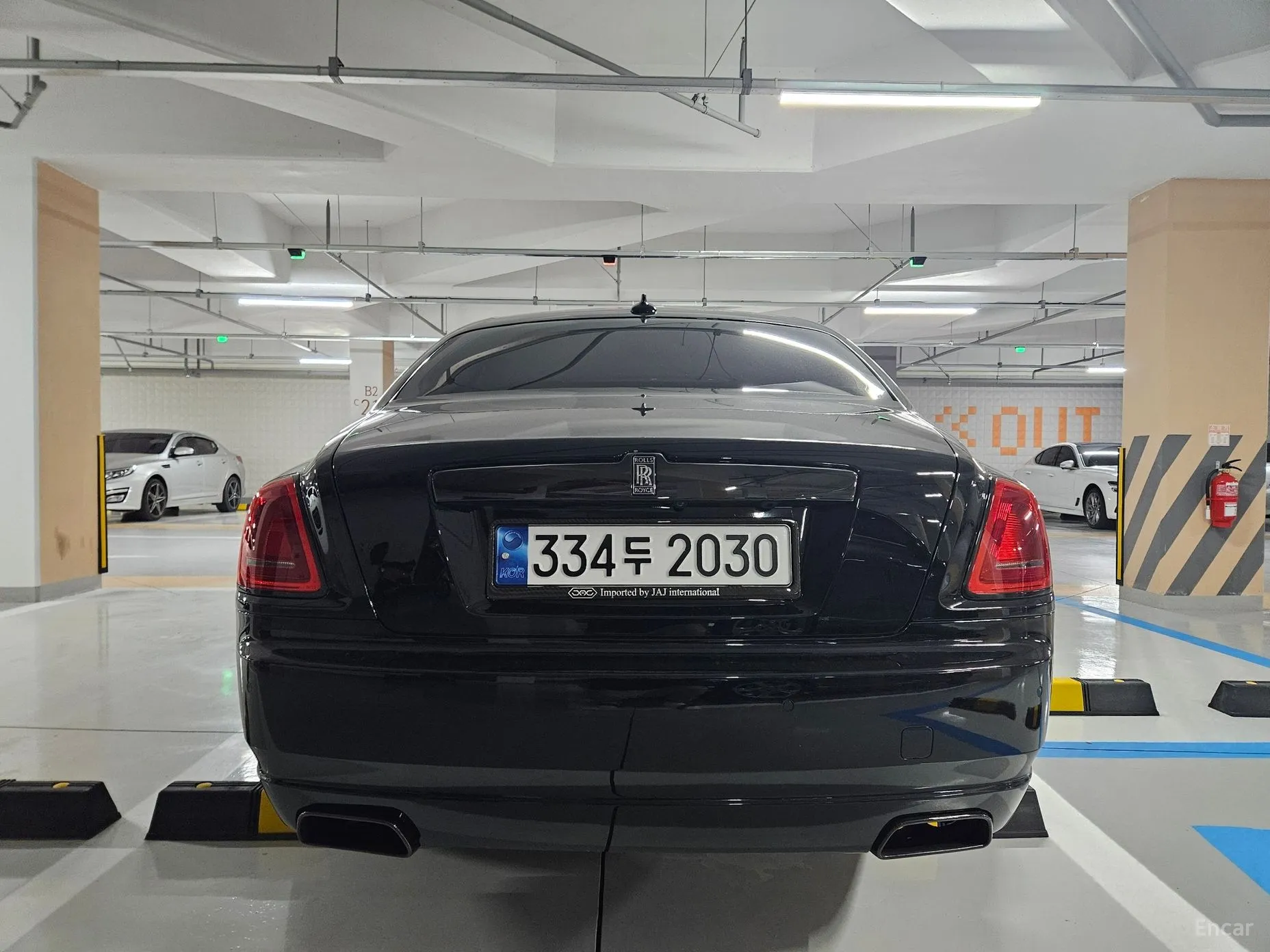 Rolls-Royce Ghost превью 7