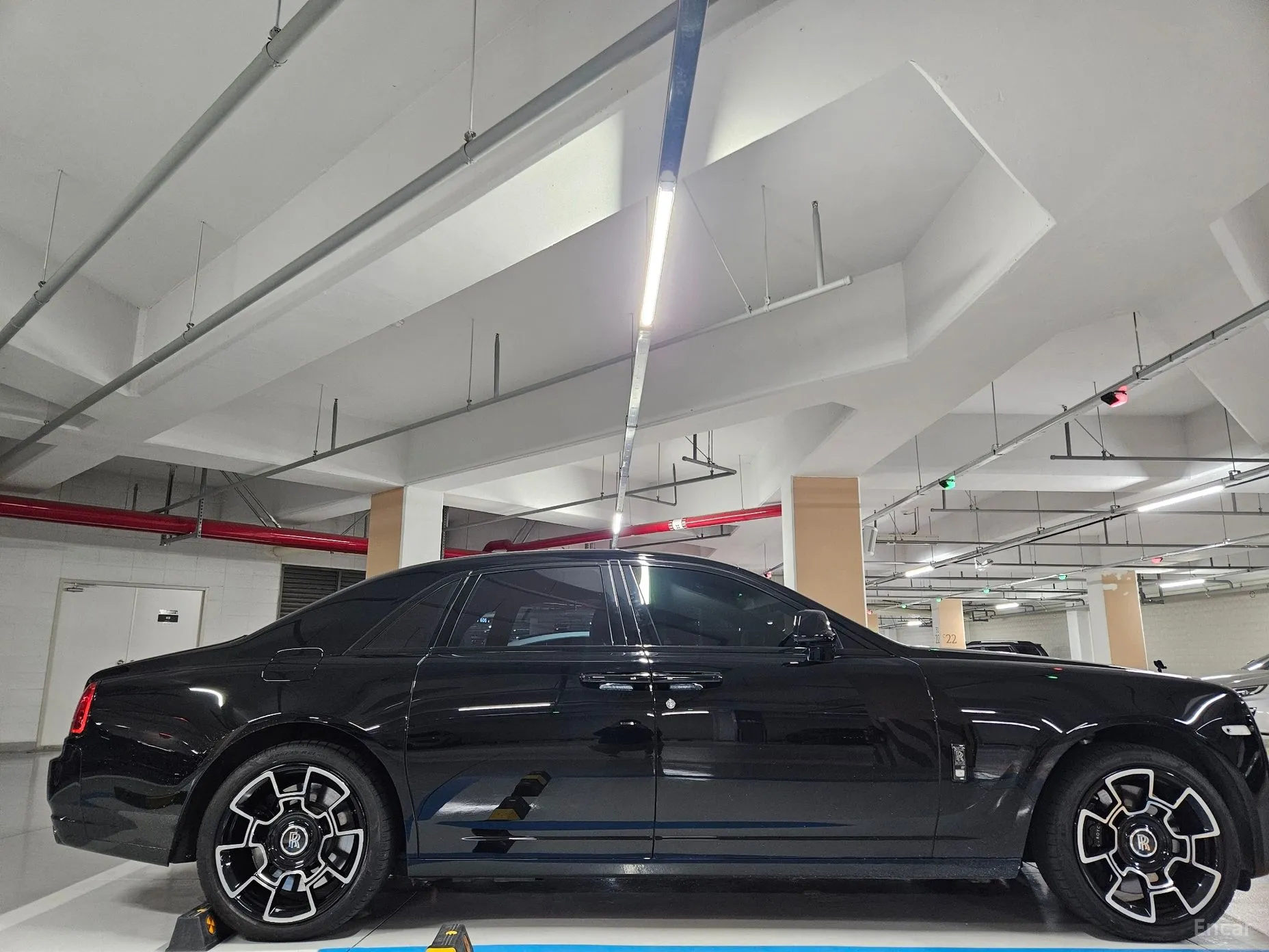Rolls-Royce Ghost превью 8