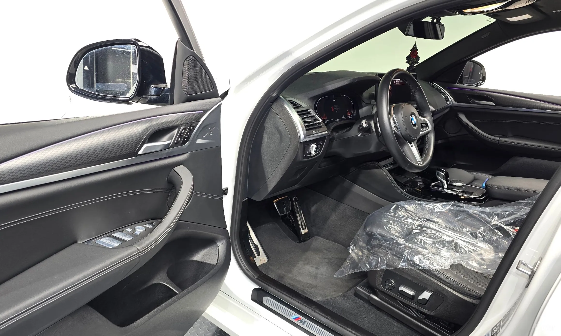 BMW X4 (G02) превью 10