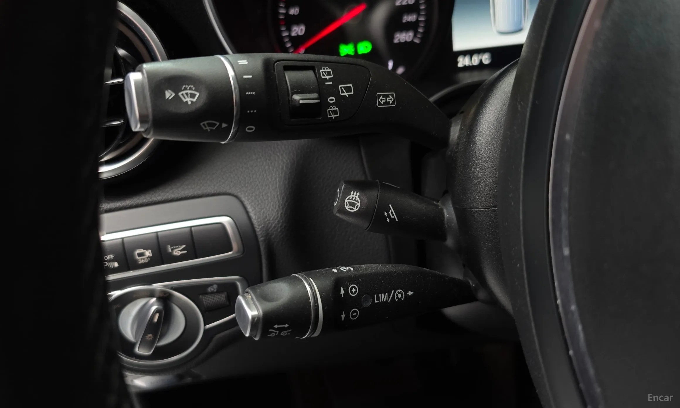 Mercedes Benz GLC-Class X253 превью 18