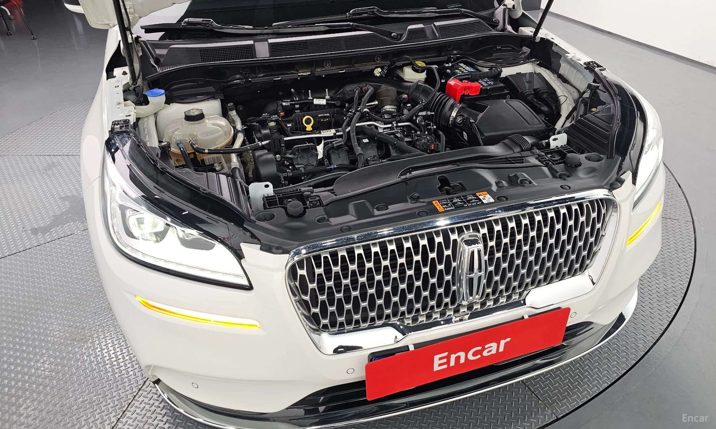 Lincoln Corsair превью 6