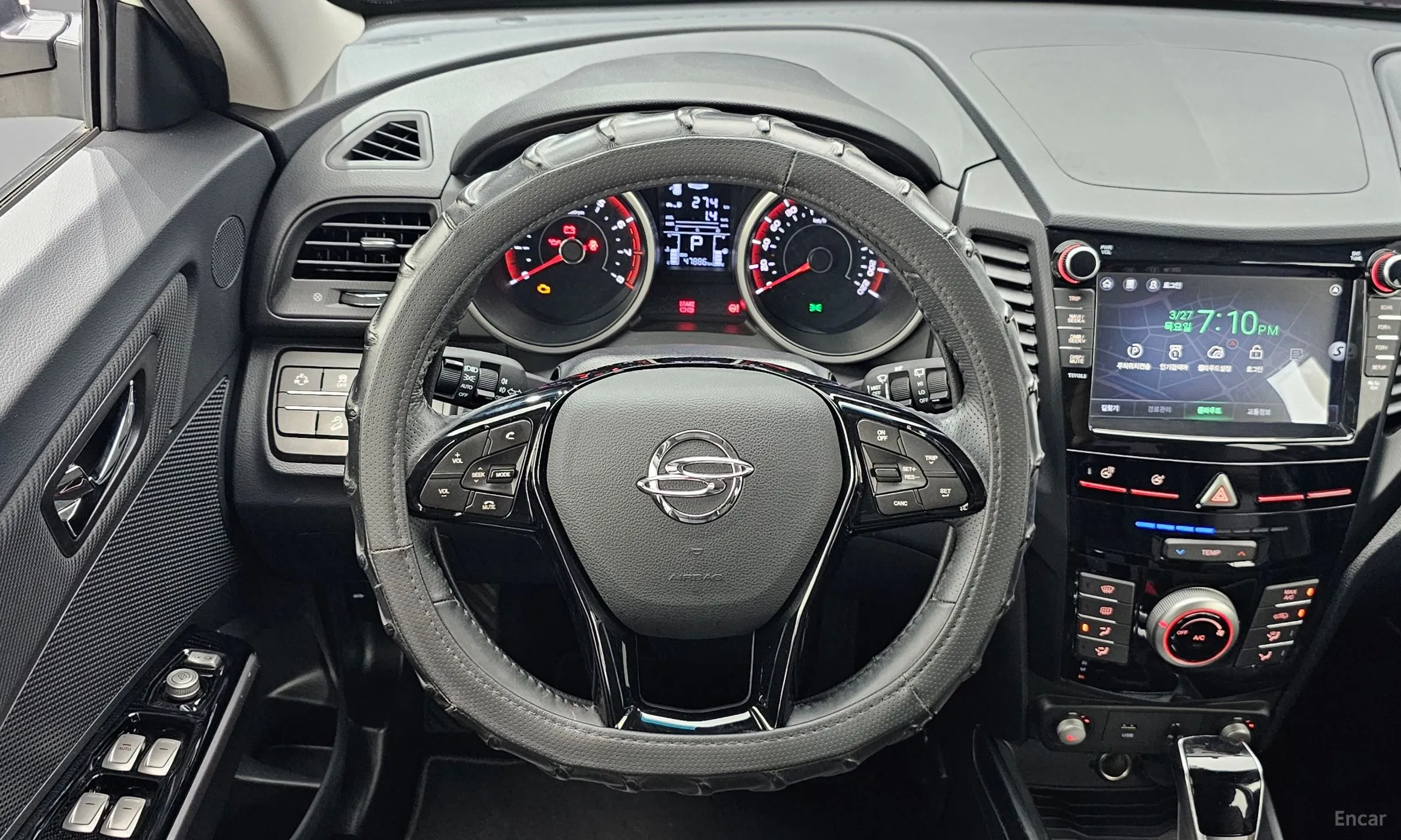 KG Mobility (SsangYong) Tivoli Air превью 13