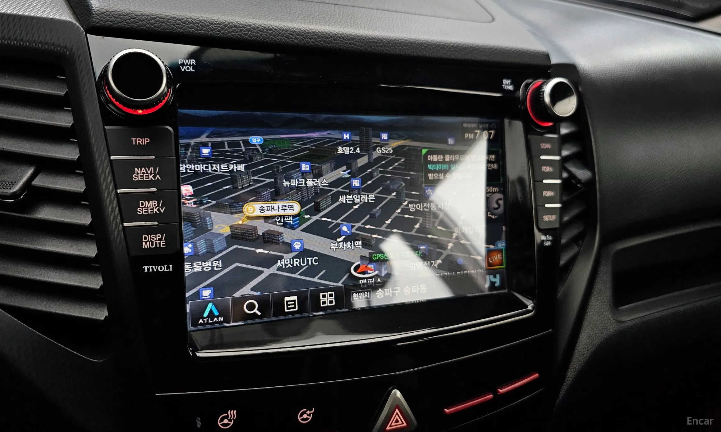 KG Mobility (SsangYong) Tivoli Air превью 14