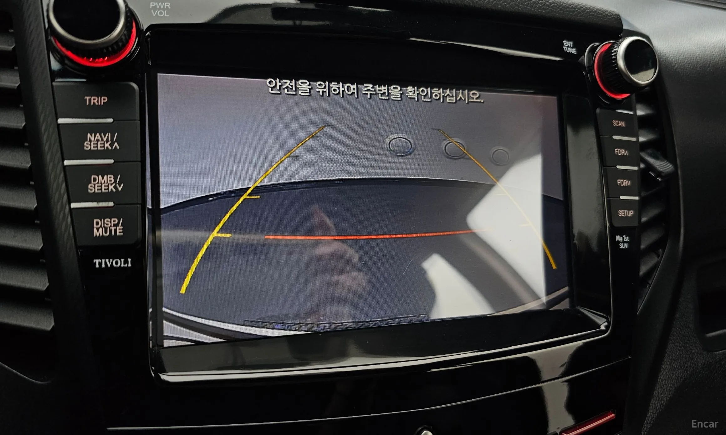 KG Mobility (SsangYong) Tivoli Air превью 15