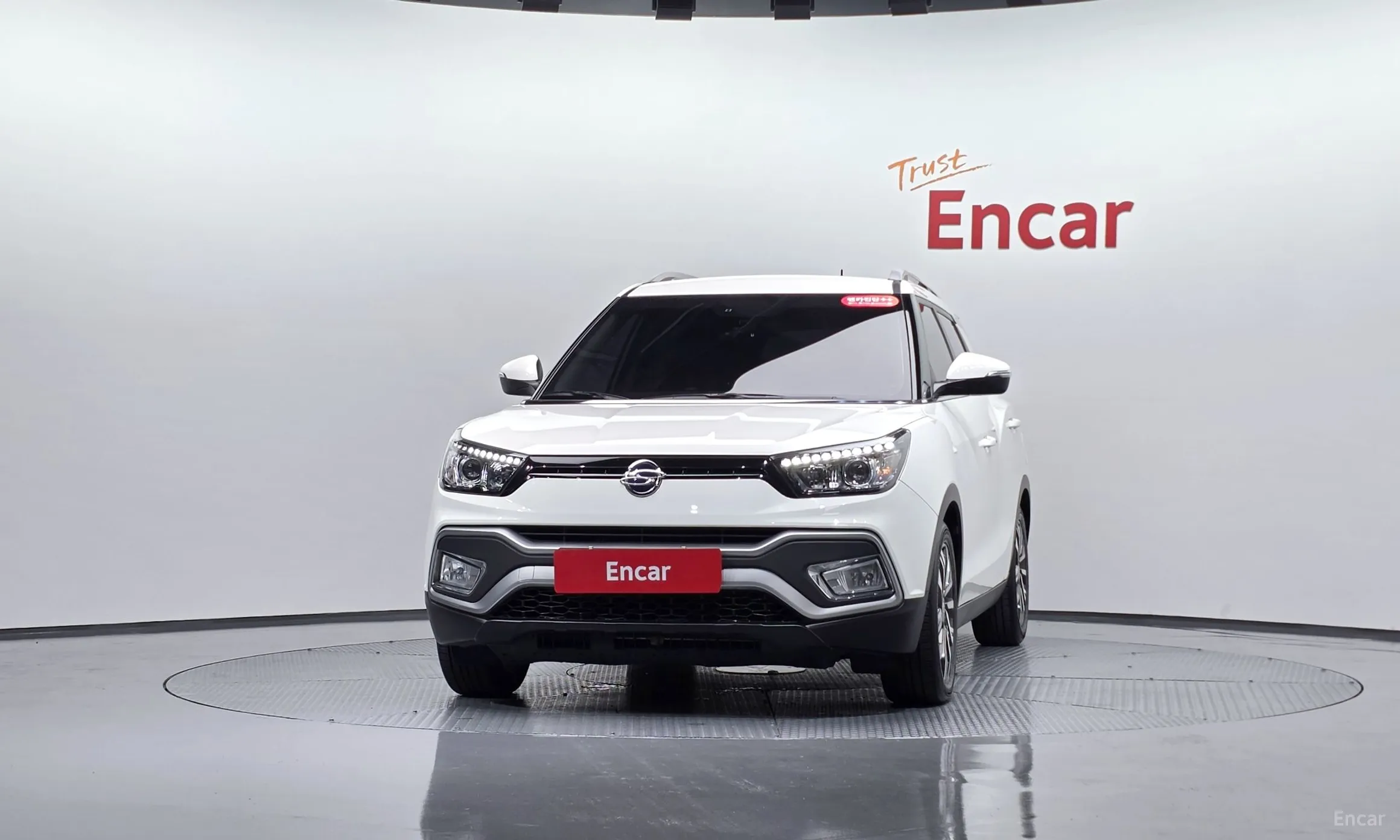 KG Mobility (SsangYong) Tivoli Air превью 3