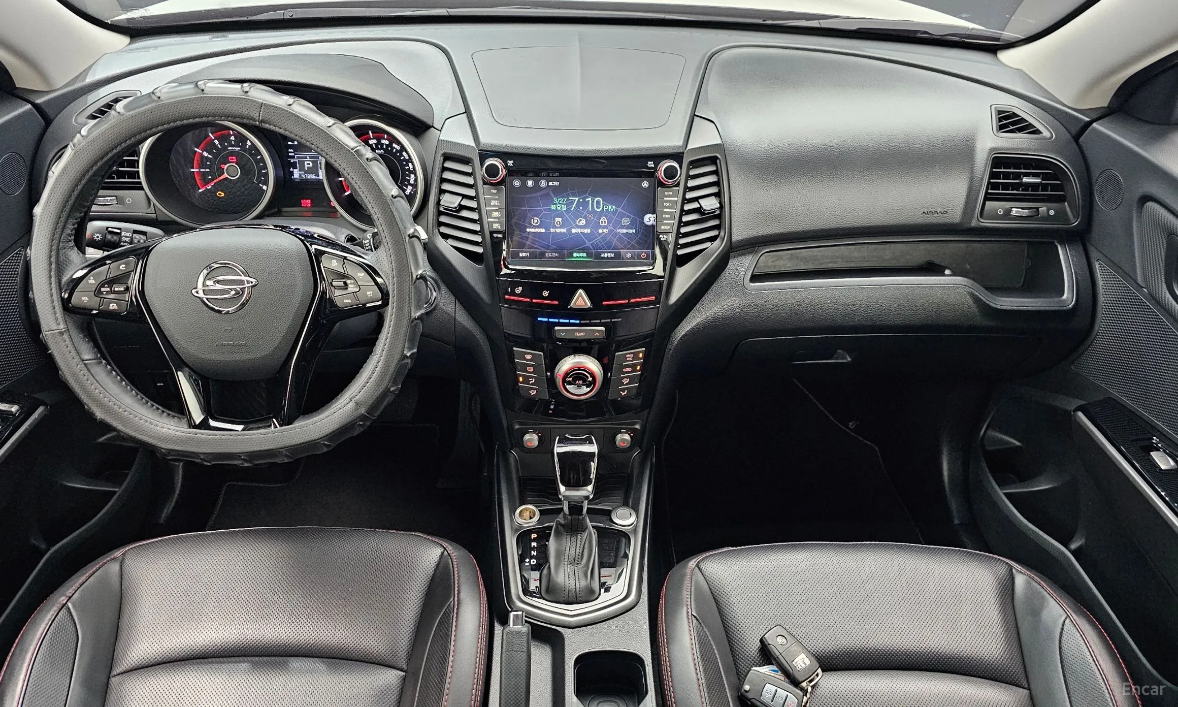 KG Mobility (SsangYong) Tivoli Air превью 7