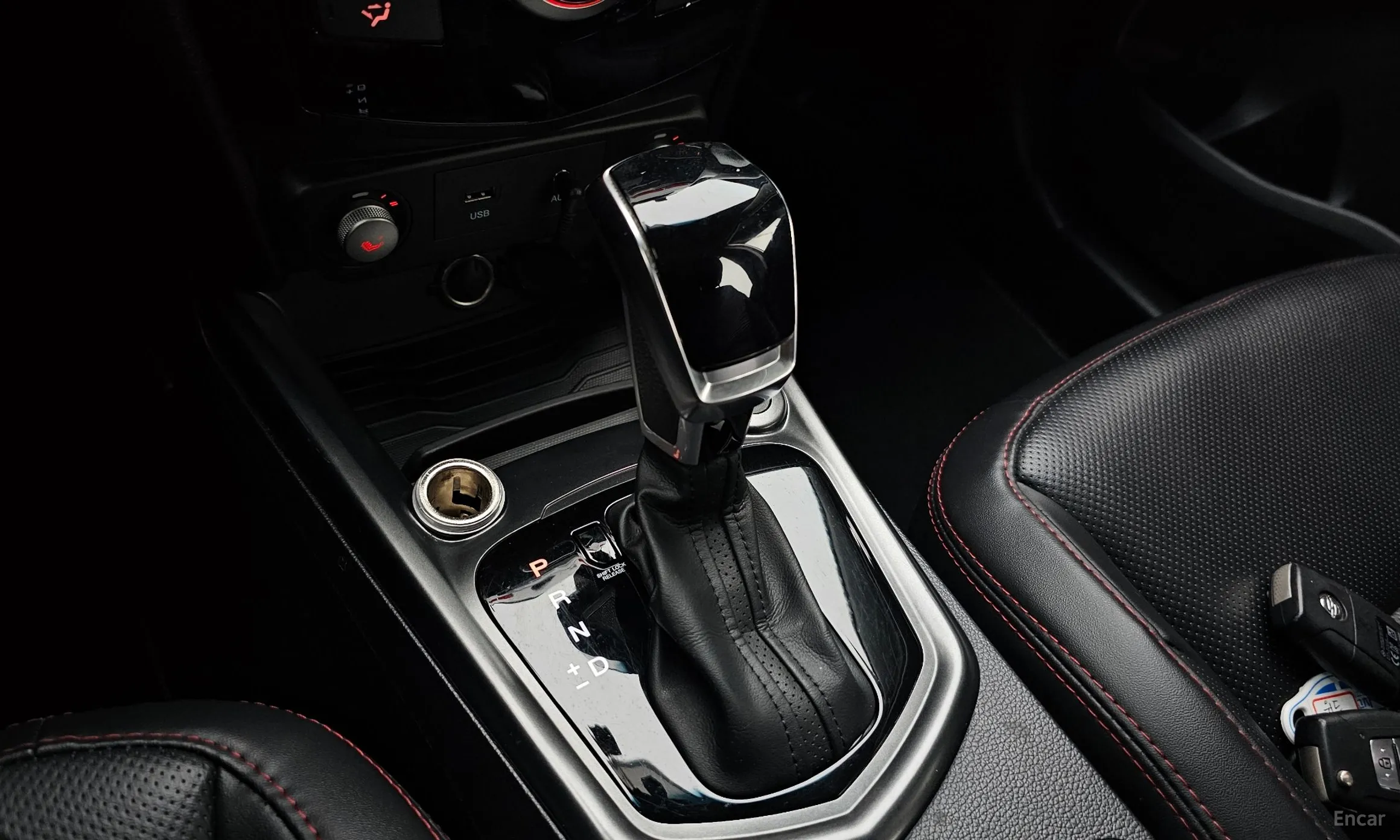KG Mobility (SsangYong) Tivoli Air превью 9