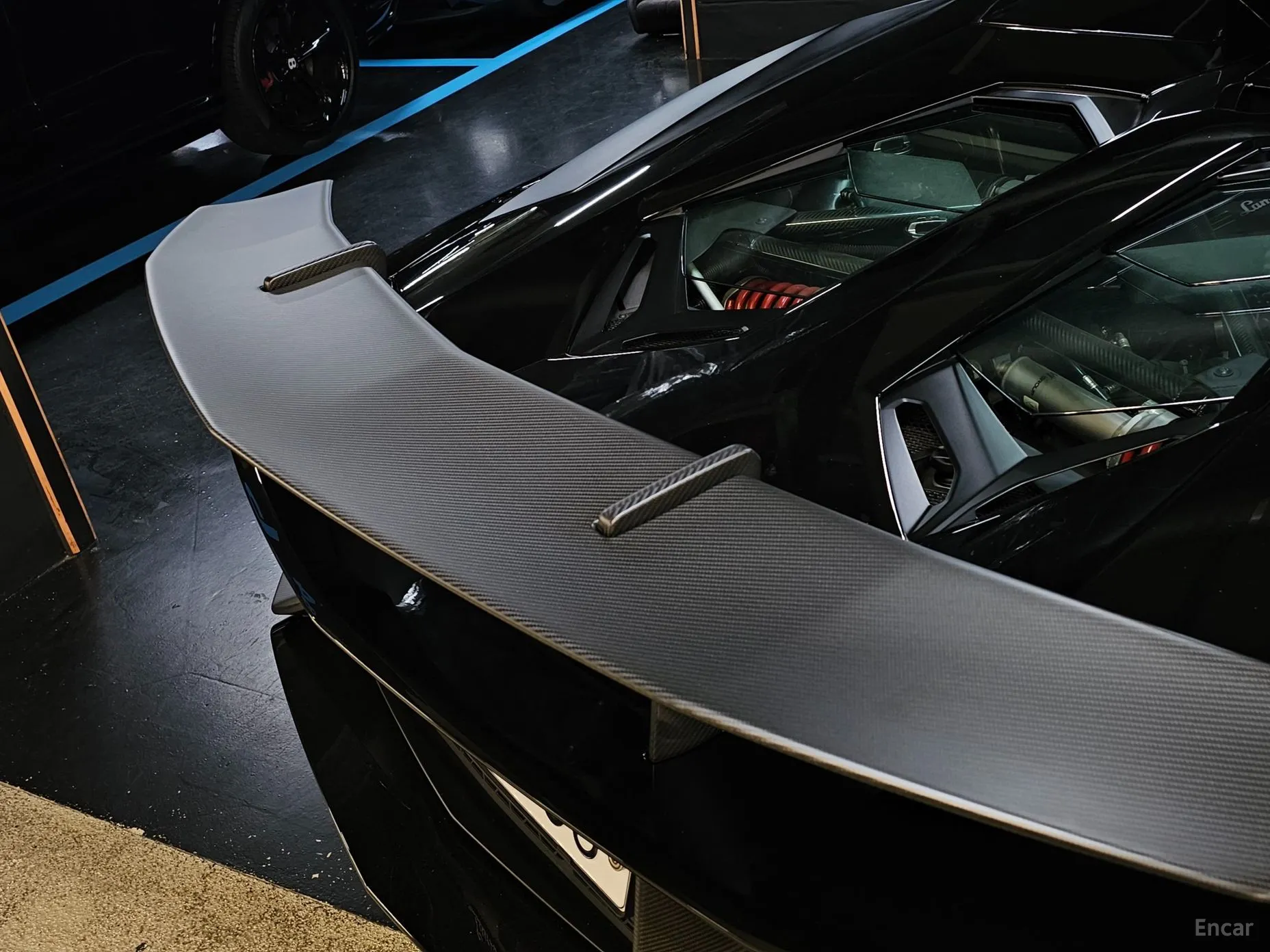 Lamborghini Aventador превью 10