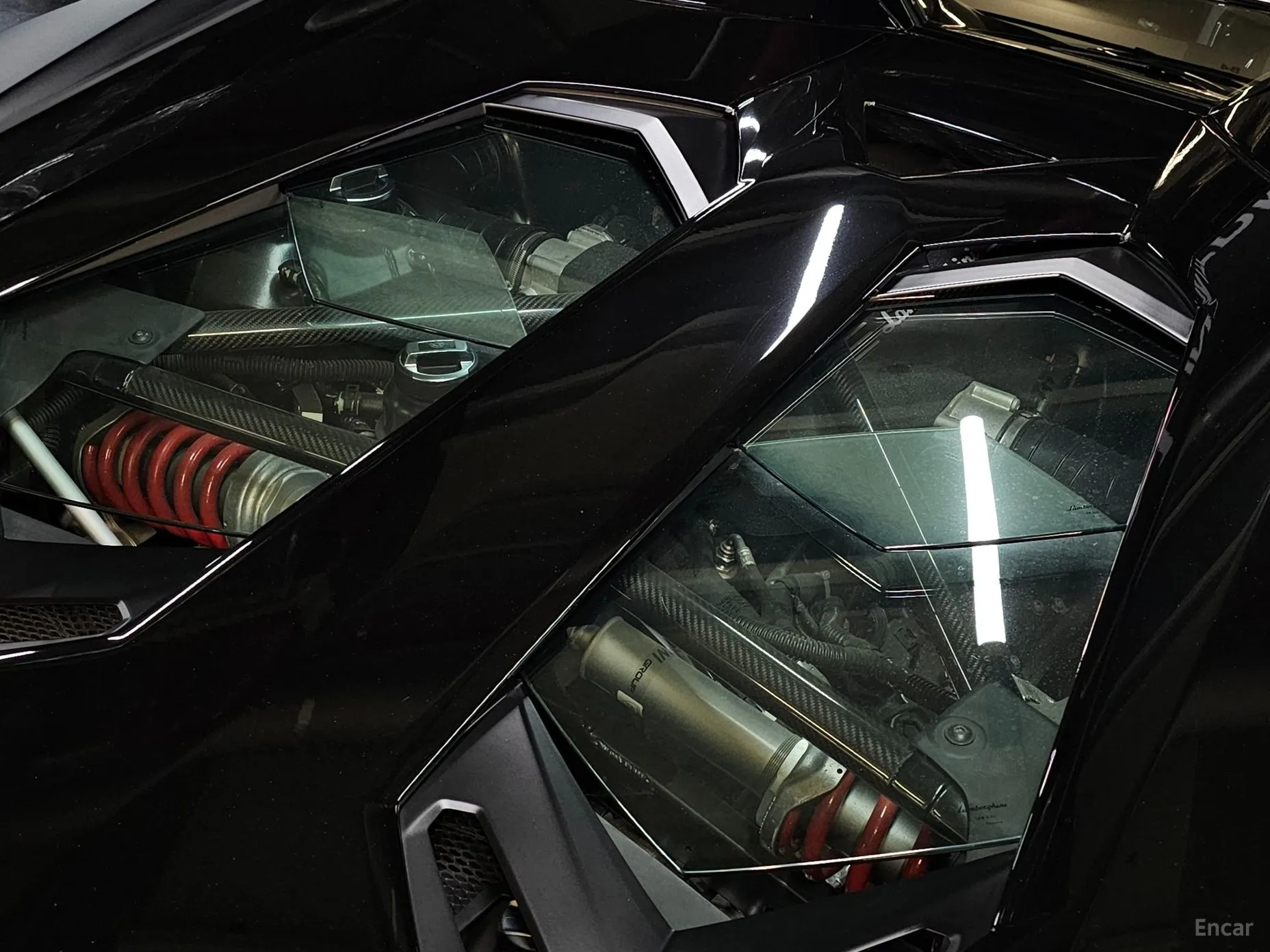 Lamborghini Aventador превью 12