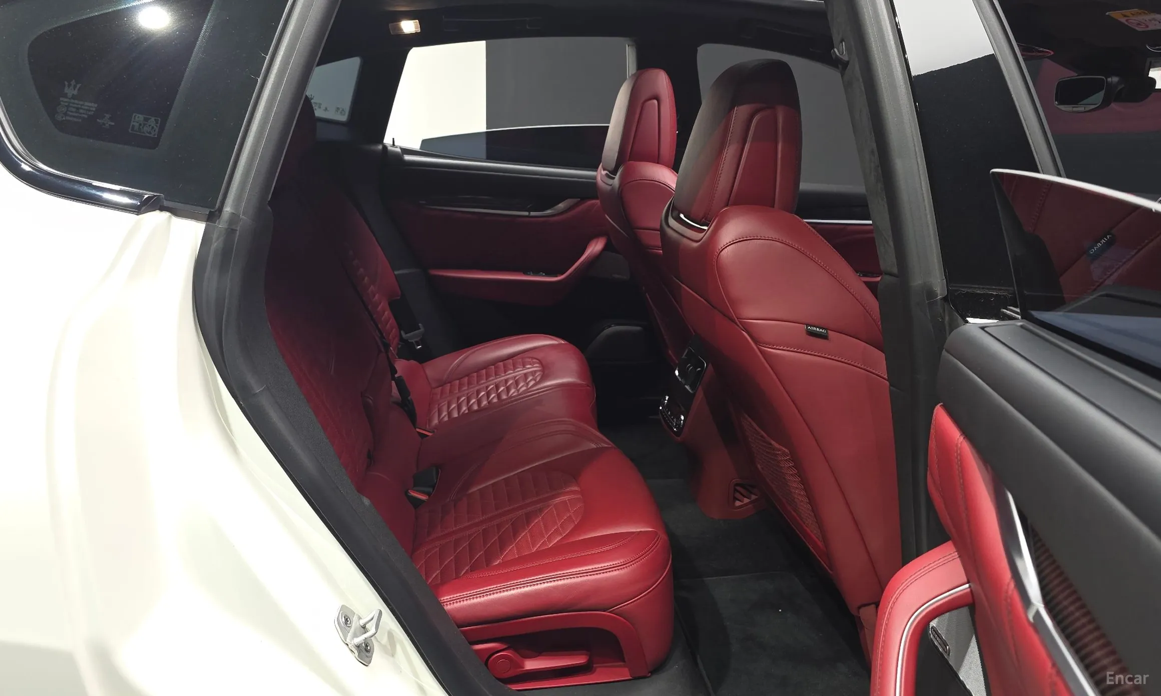 Maserati Levante превью 11