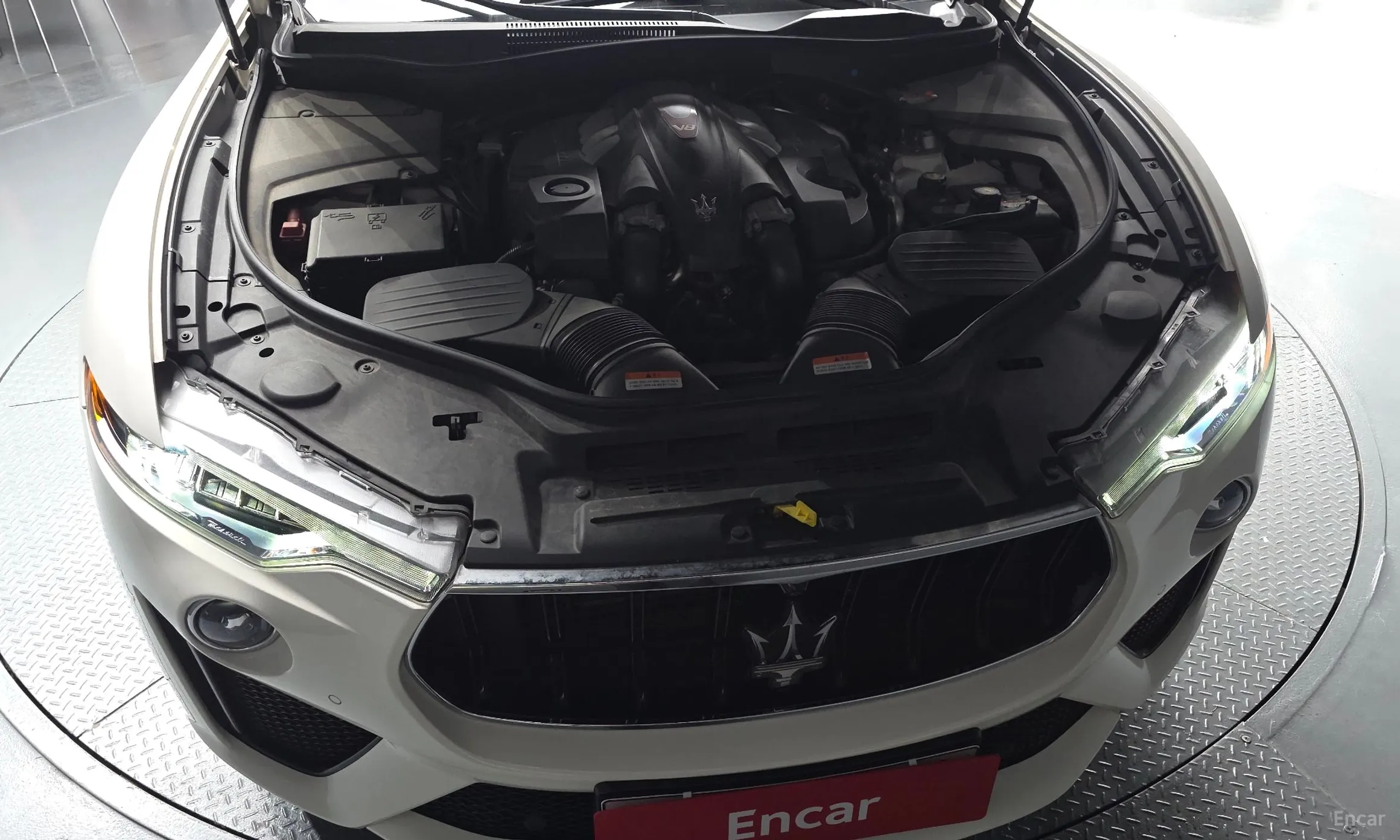 Maserati Levante превью 6