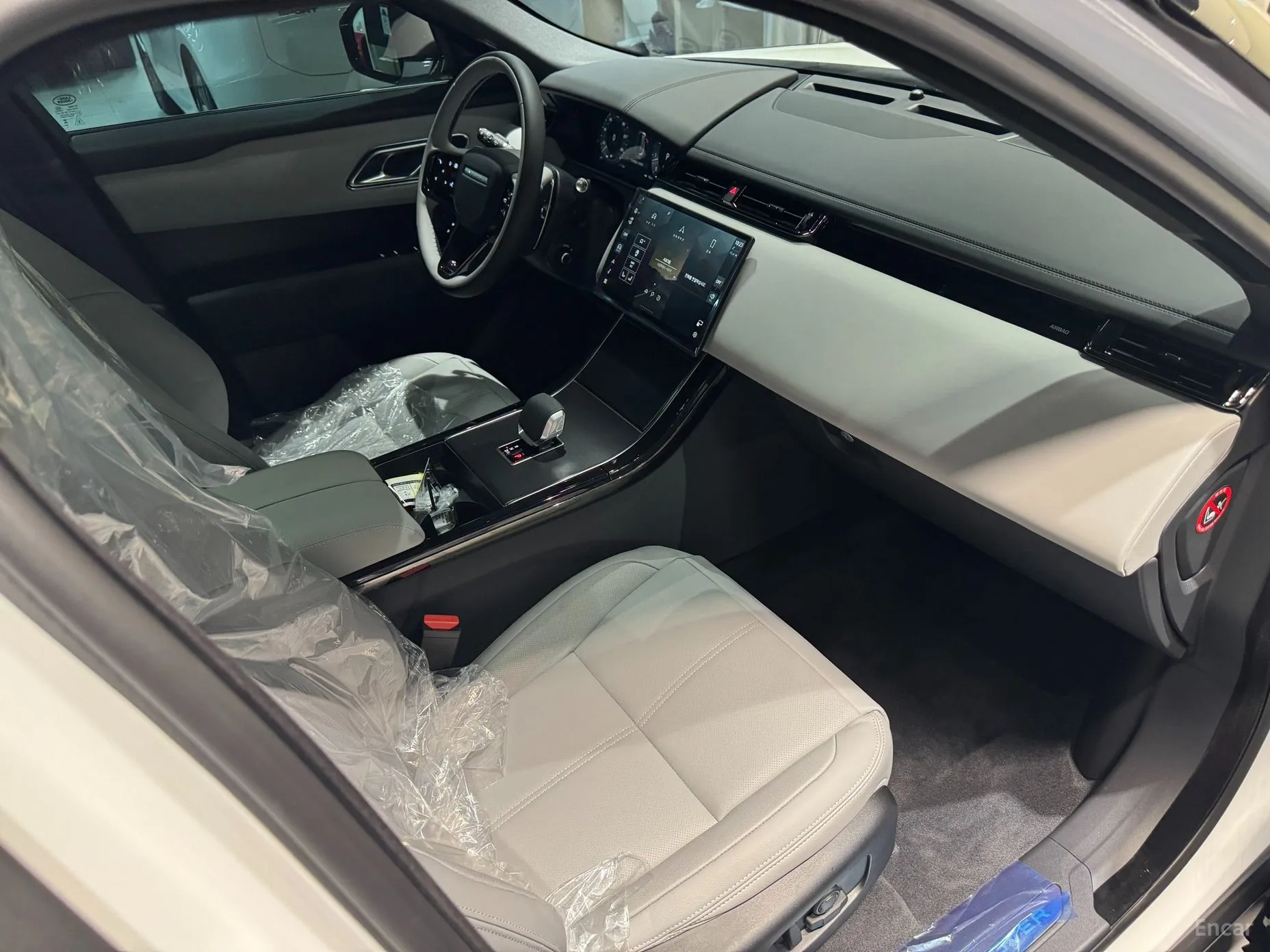 Land Rover Range Rover Bella превью 12