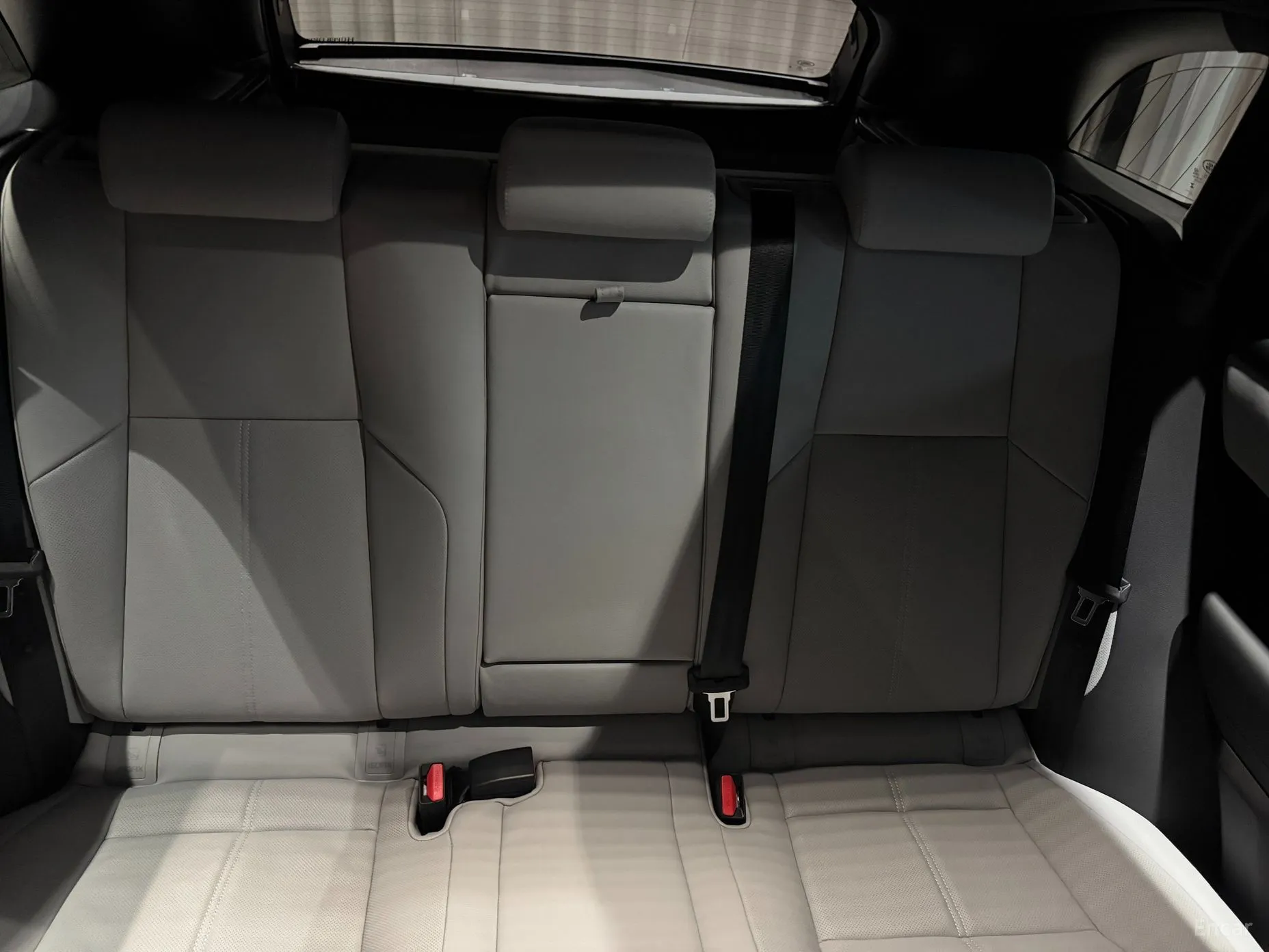 Land Rover Range Rover Bella превью 14