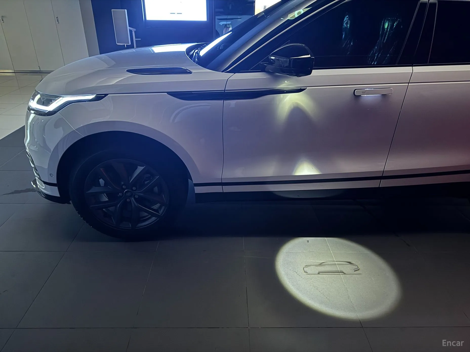 Land Rover Range Rover Bella превью 20