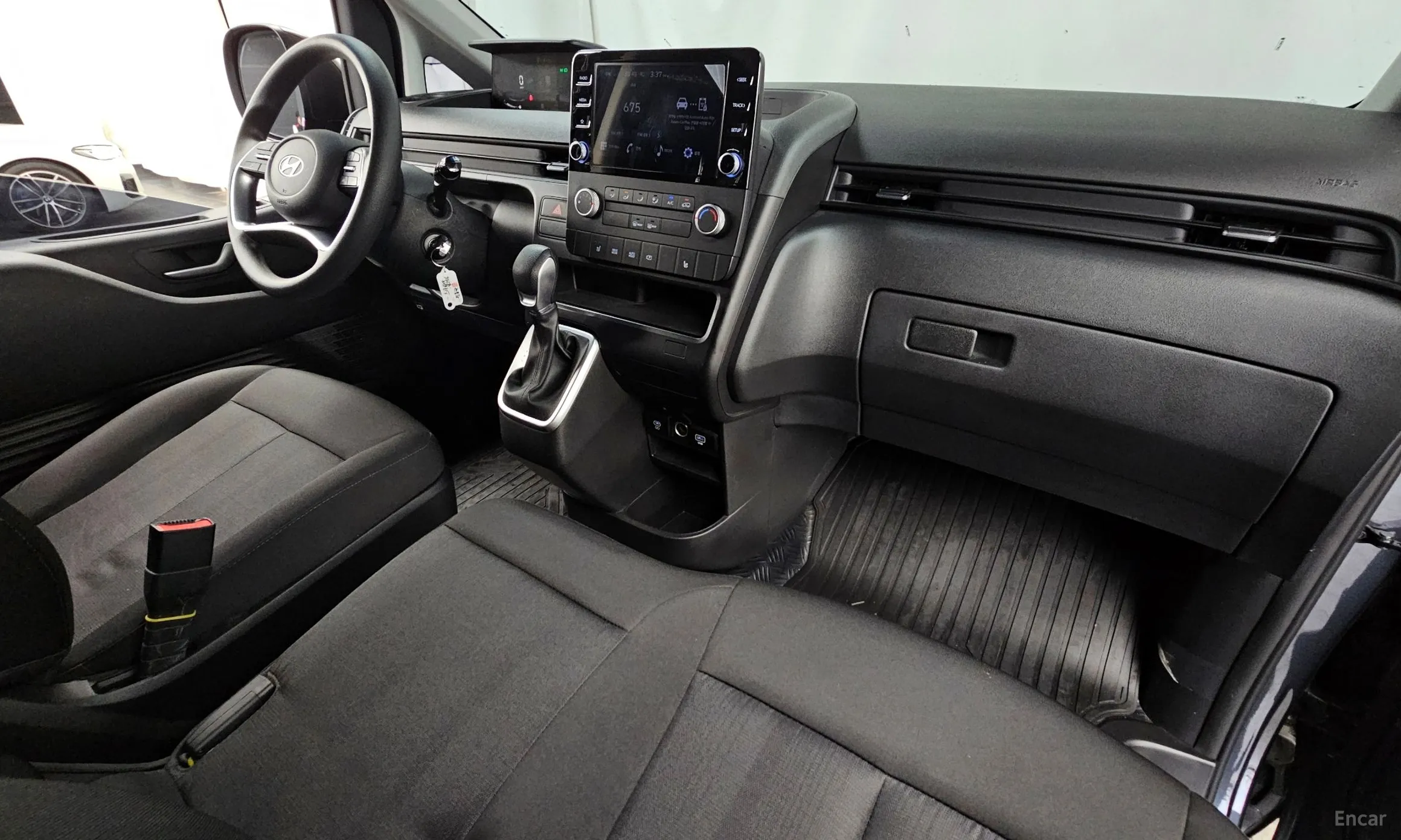Hyundai Staria превью 7