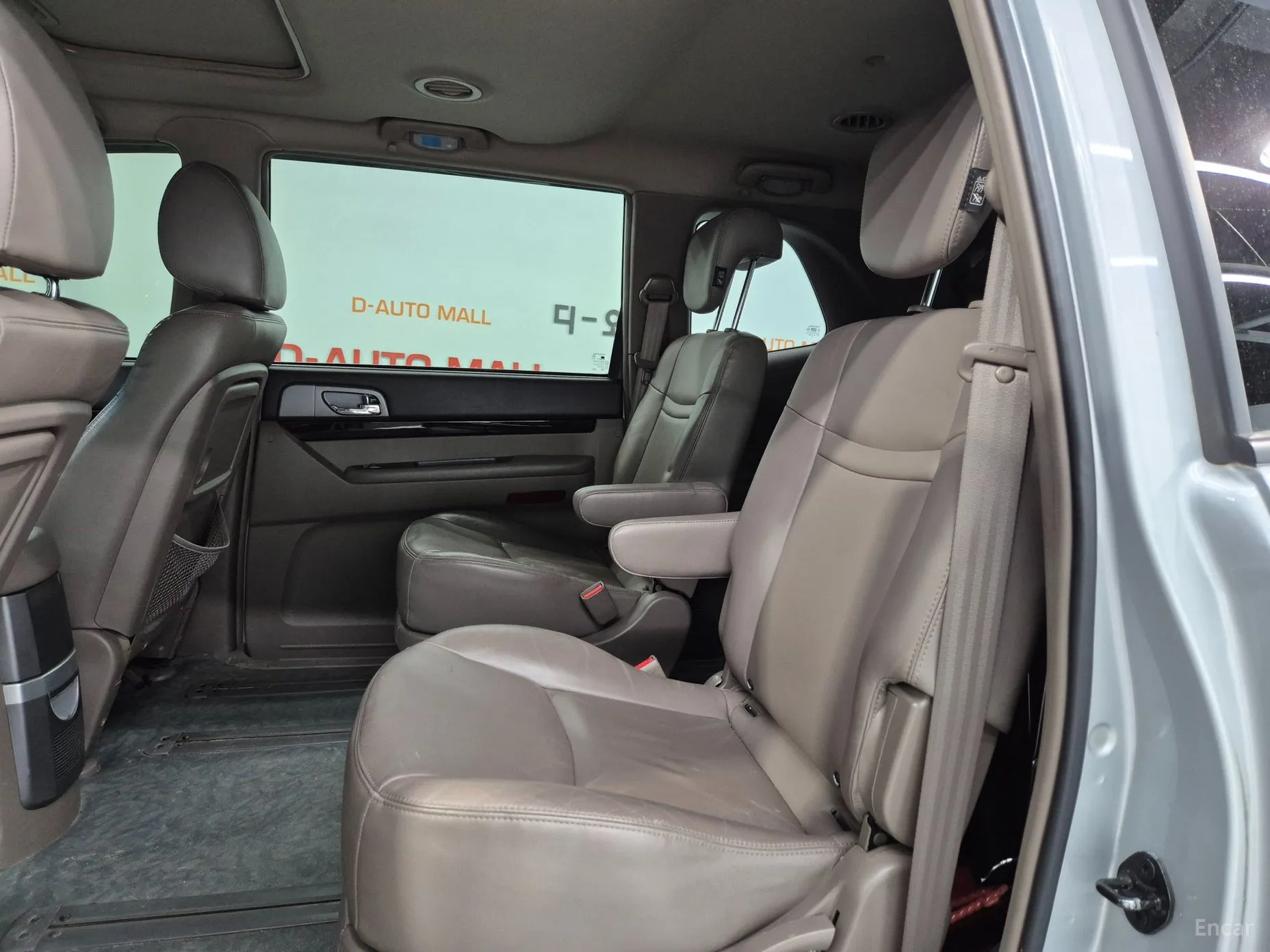 KG Mobility (SsangYong) Korando Turismo превью 13