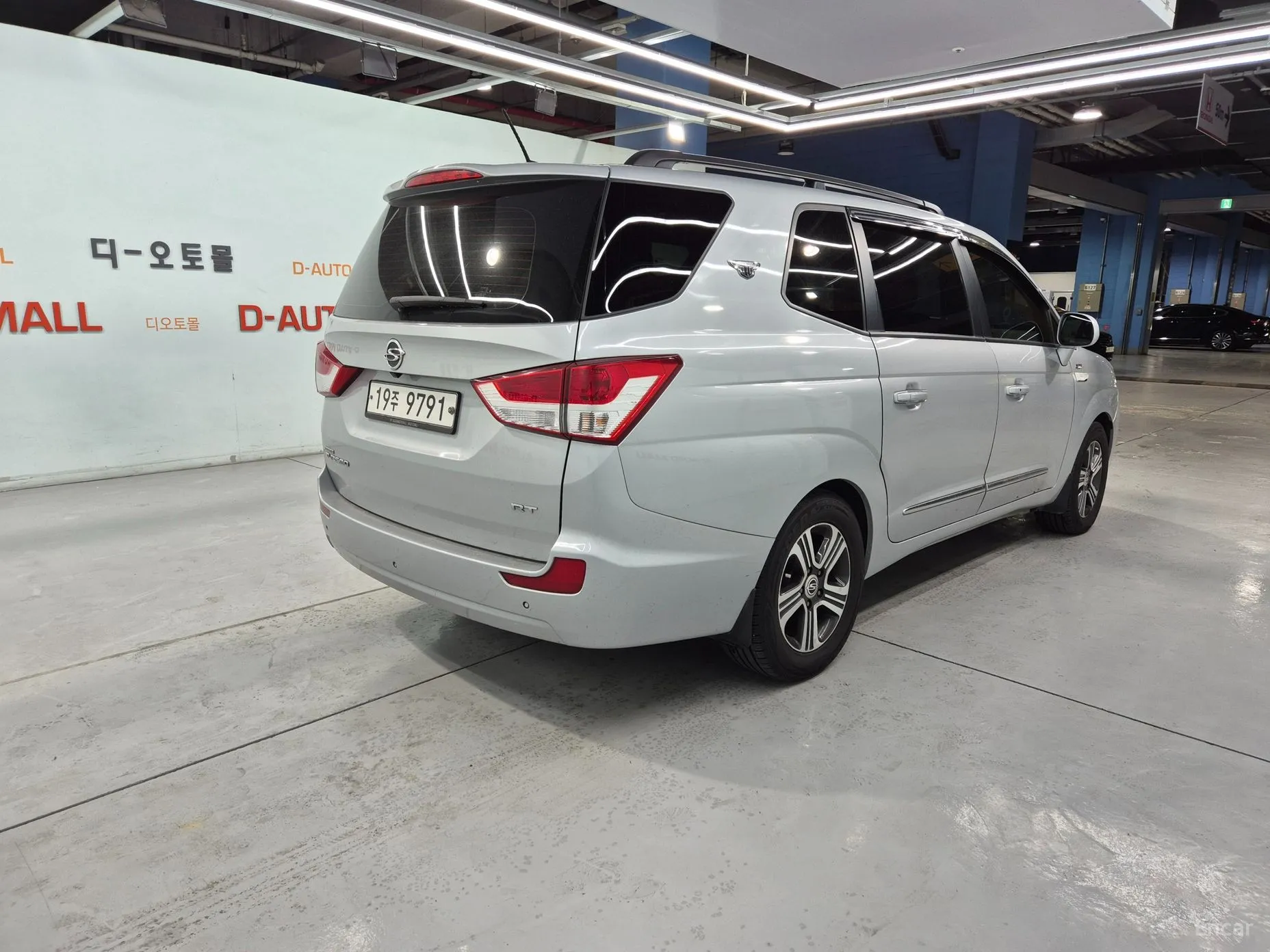 KG Mobility (SsangYong) Korando Turismo превью 5
