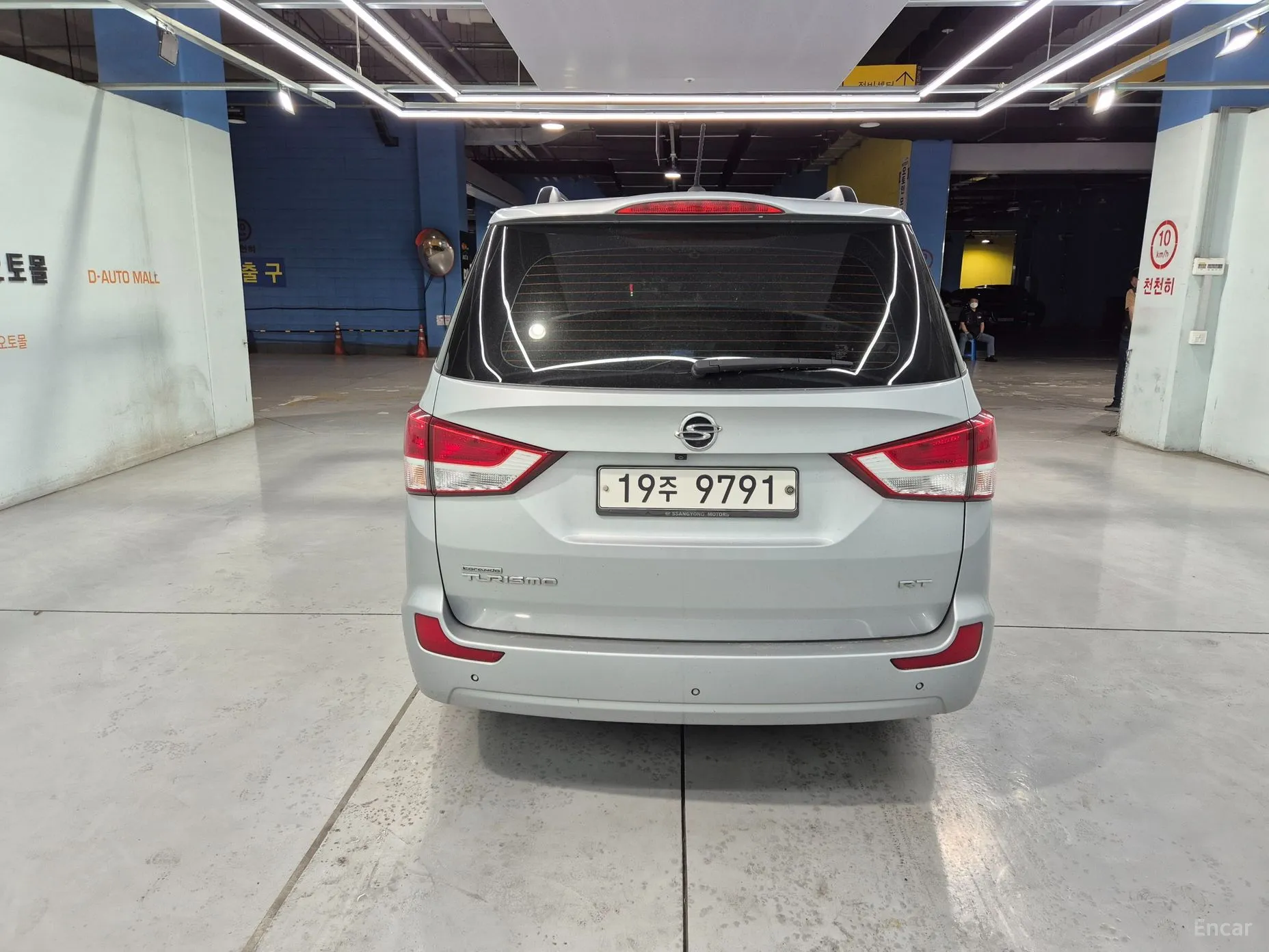 KG Mobility (SsangYong) Korando Turismo превью 6