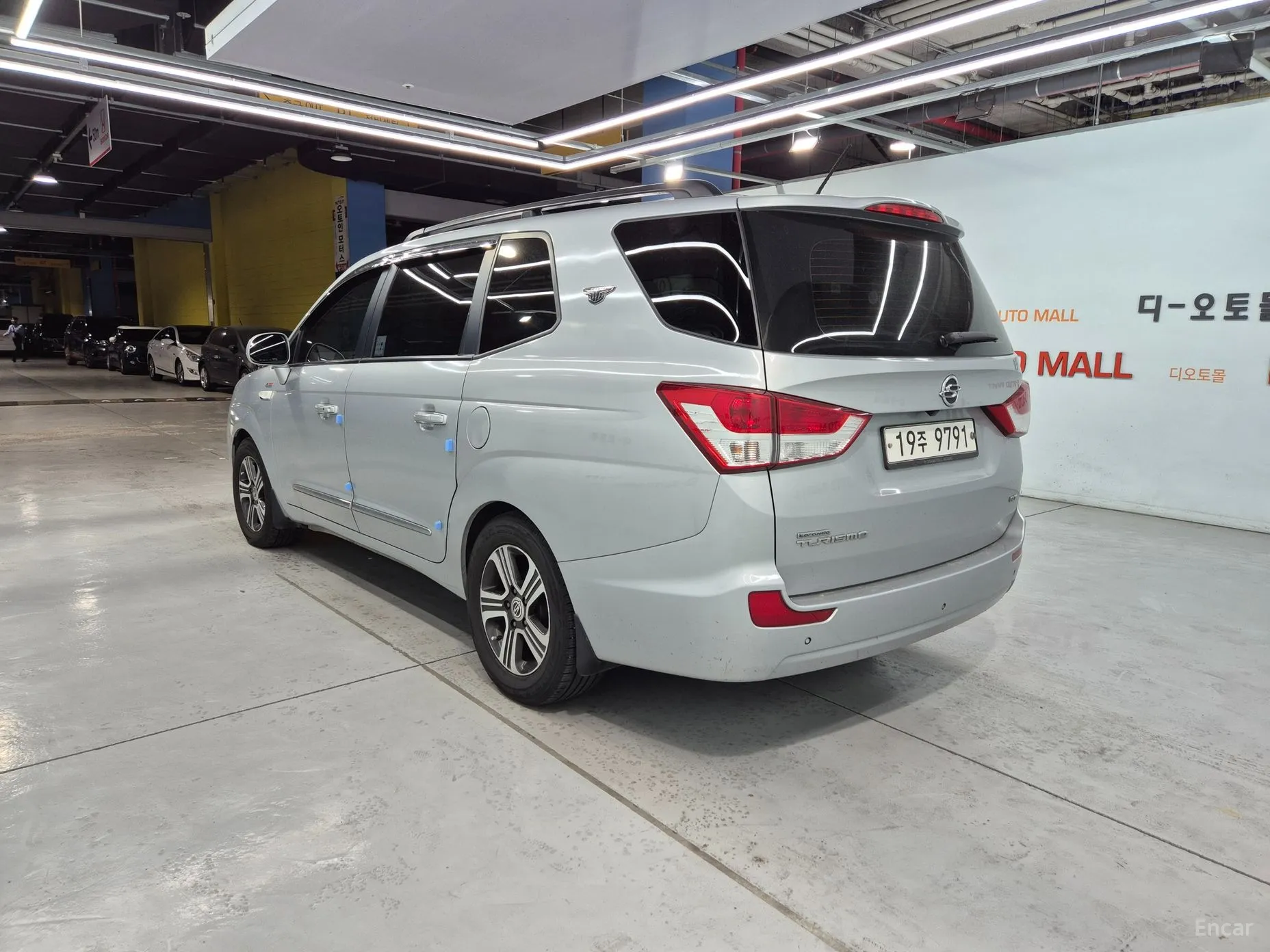 KG Mobility (SsangYong) Korando Turismo превью 7