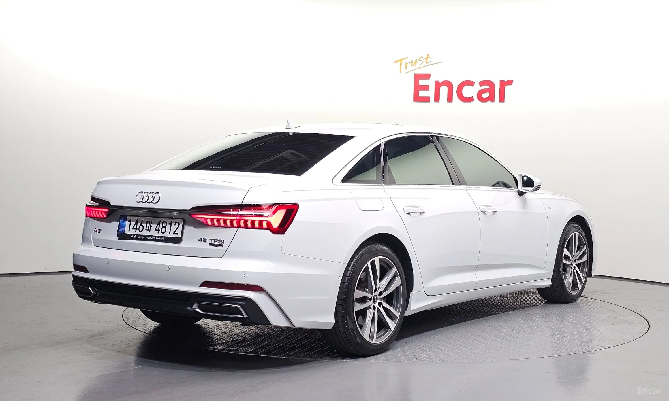 Audi A6 (C8)