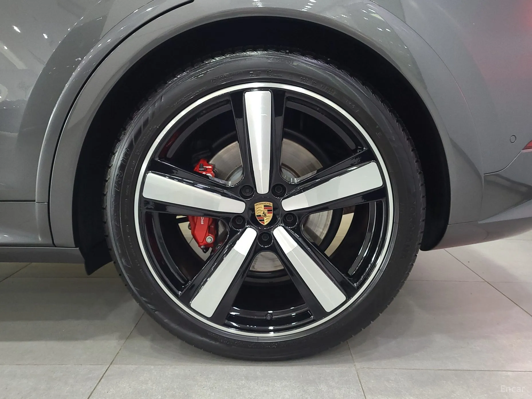 Porsche Cayenne (PO536) превью 5