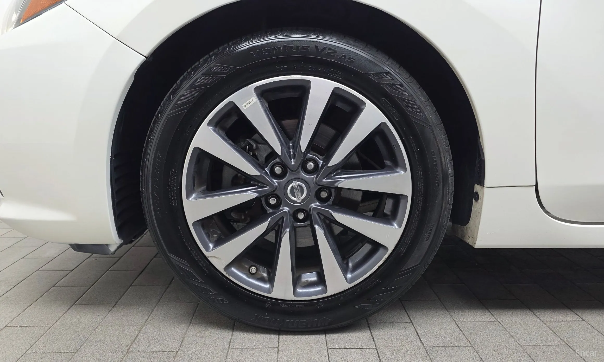 Nissan Altima превью 5