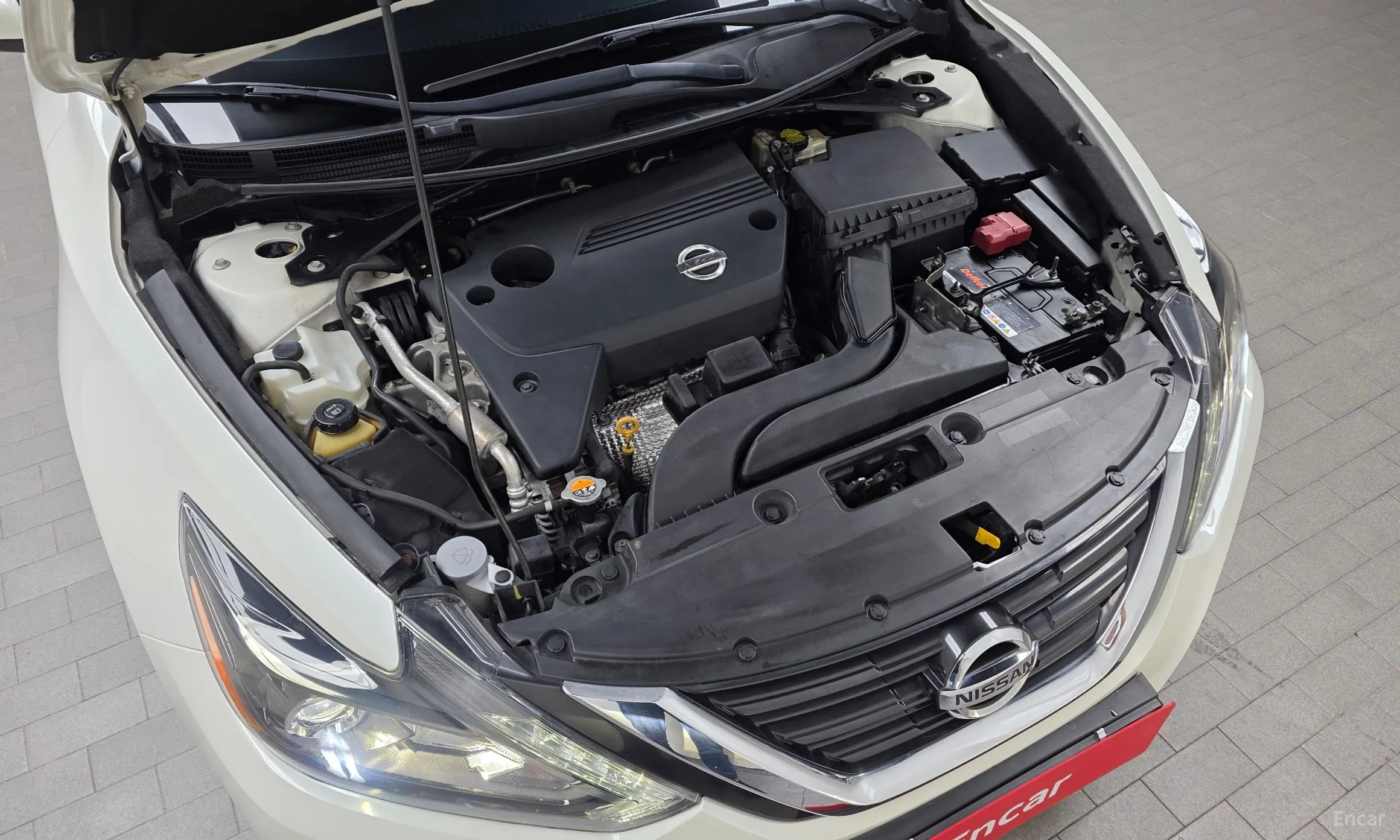 Nissan Altima превью 6