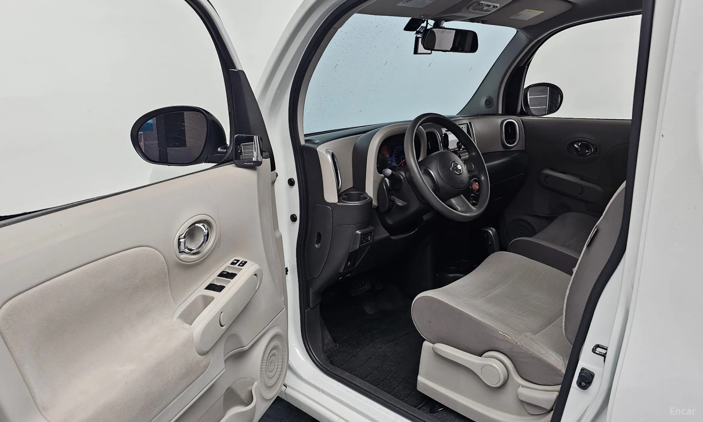 Nissan Cube превью 10