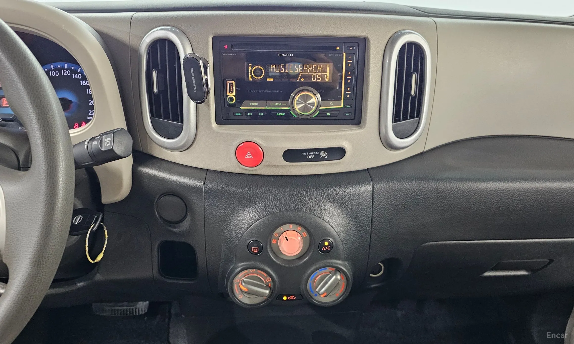 Nissan Cube превью 13