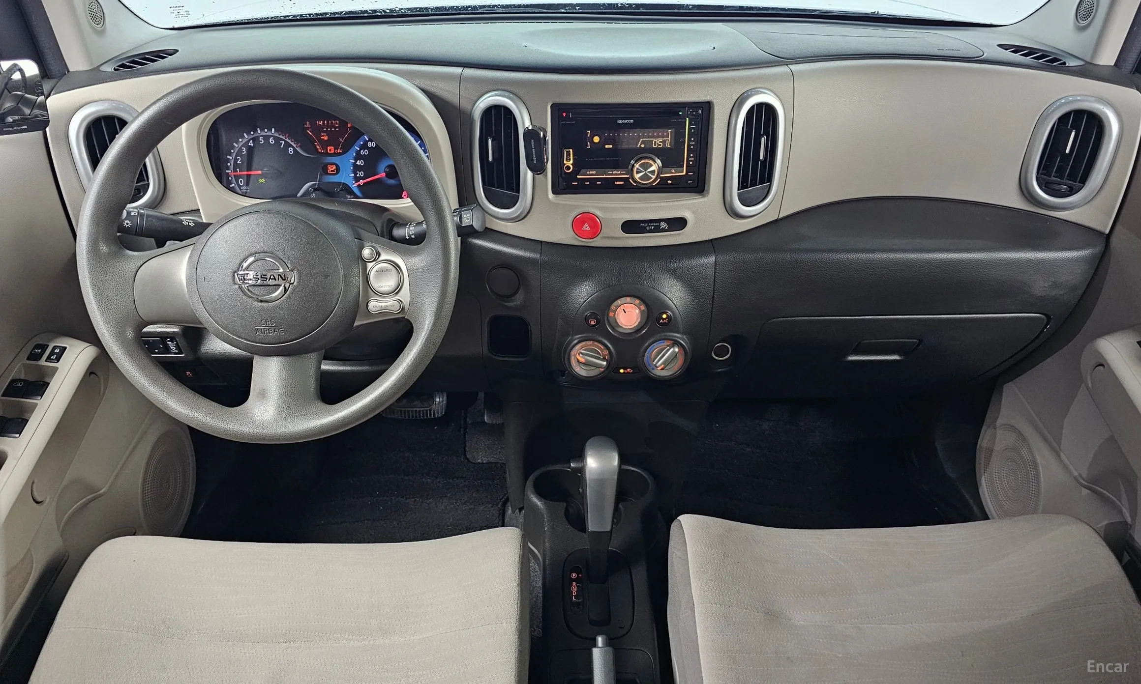 Nissan Cube превью 7